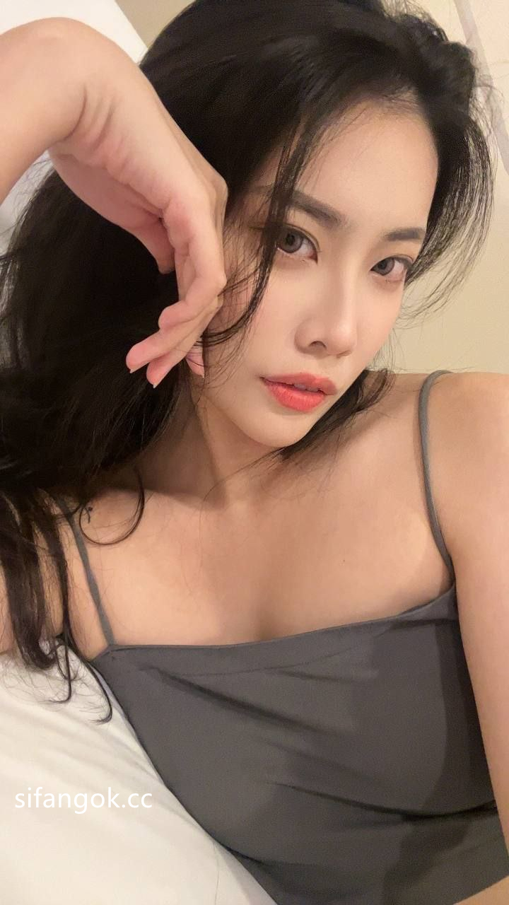 御姐型海歸留學生露臉性愛自拍,開放熱情各種花樣,出國後變成阿黑顏母狗,這么騷是有說法的 9 御姐型海歸留學生露臉性愛自拍,開放熱情各種花樣,出國後變成阿黑顏母狗,這么騷是有說法的