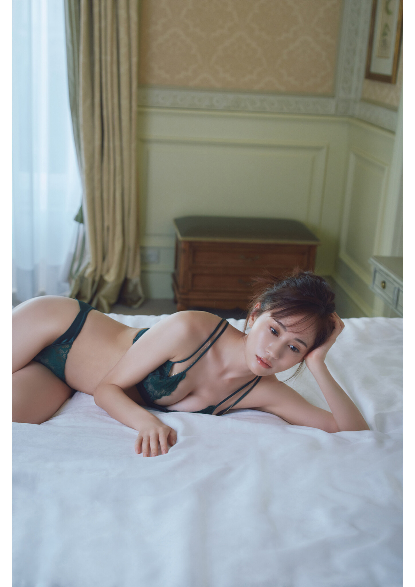 [Photobook] Maeda Atsuko (ex-AKB48) 6th Photobook 前田敦子写真集 - Beste