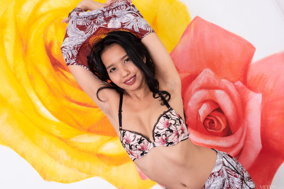 MetArt Norah - Four Poster