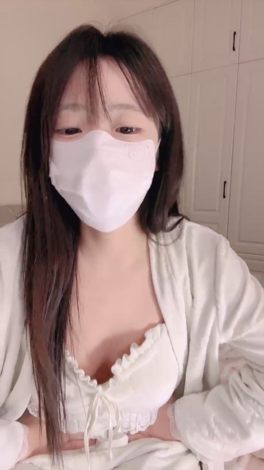 才不是悦悦： 青春美少女范本 无懈可击