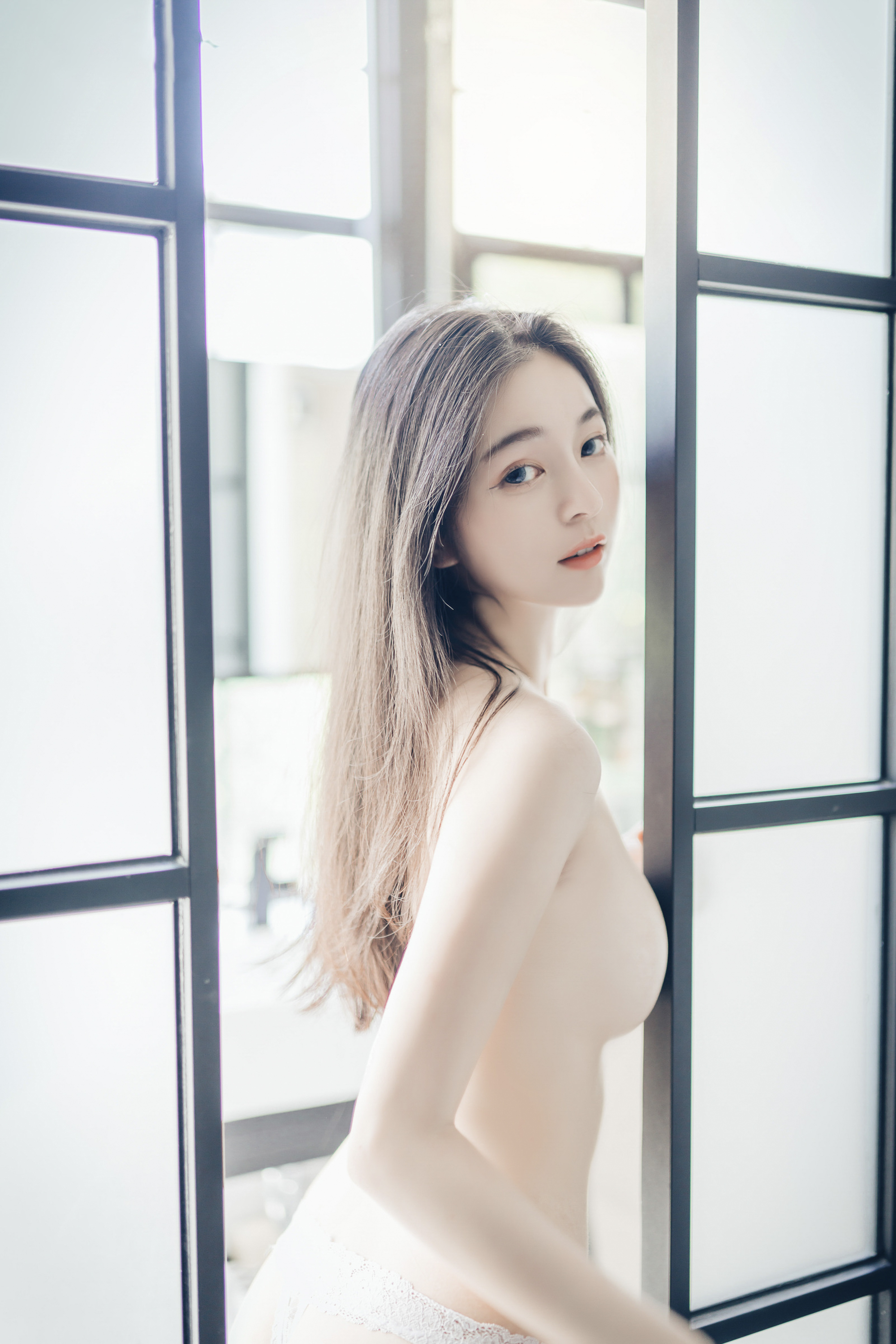 [JVID] 辰辰 – 午后阳光-透视连衣