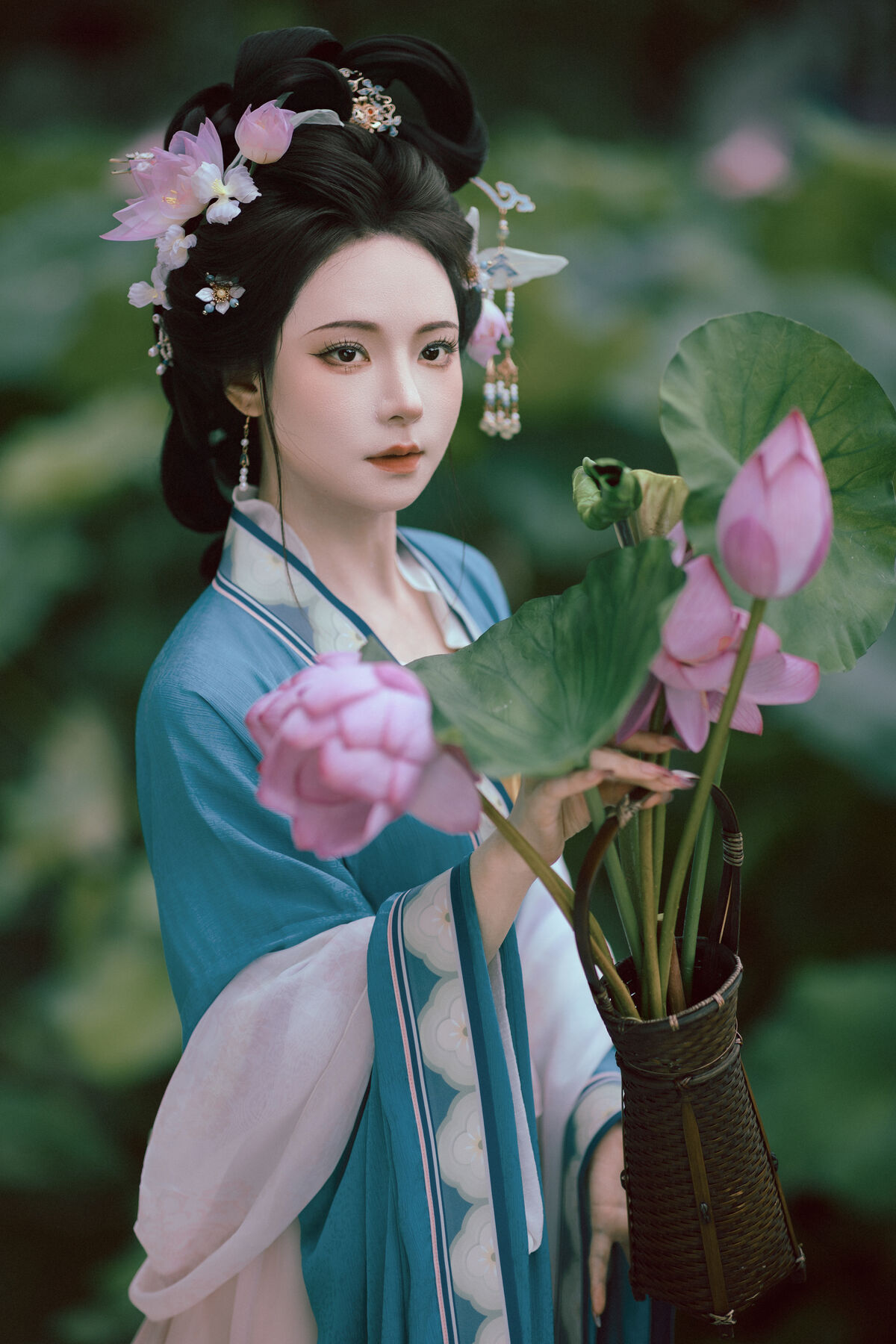 YiTuYu艺图语 Vol.10246 Ai Mo Li