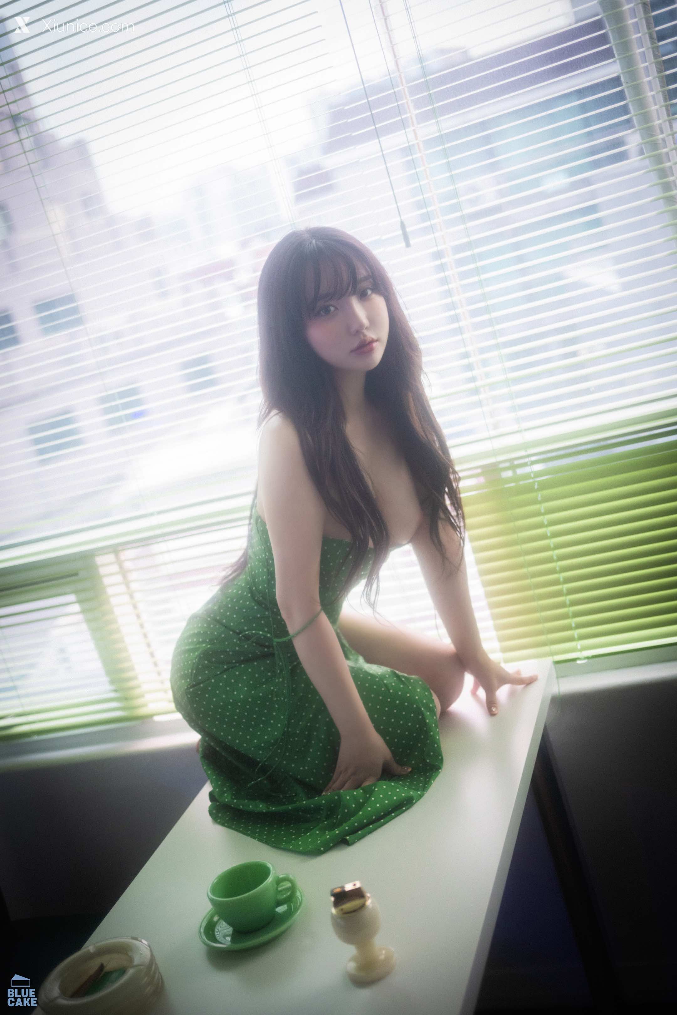 BLUECAKE Son Ye-Eun (손예은) – Nothing RED 4K