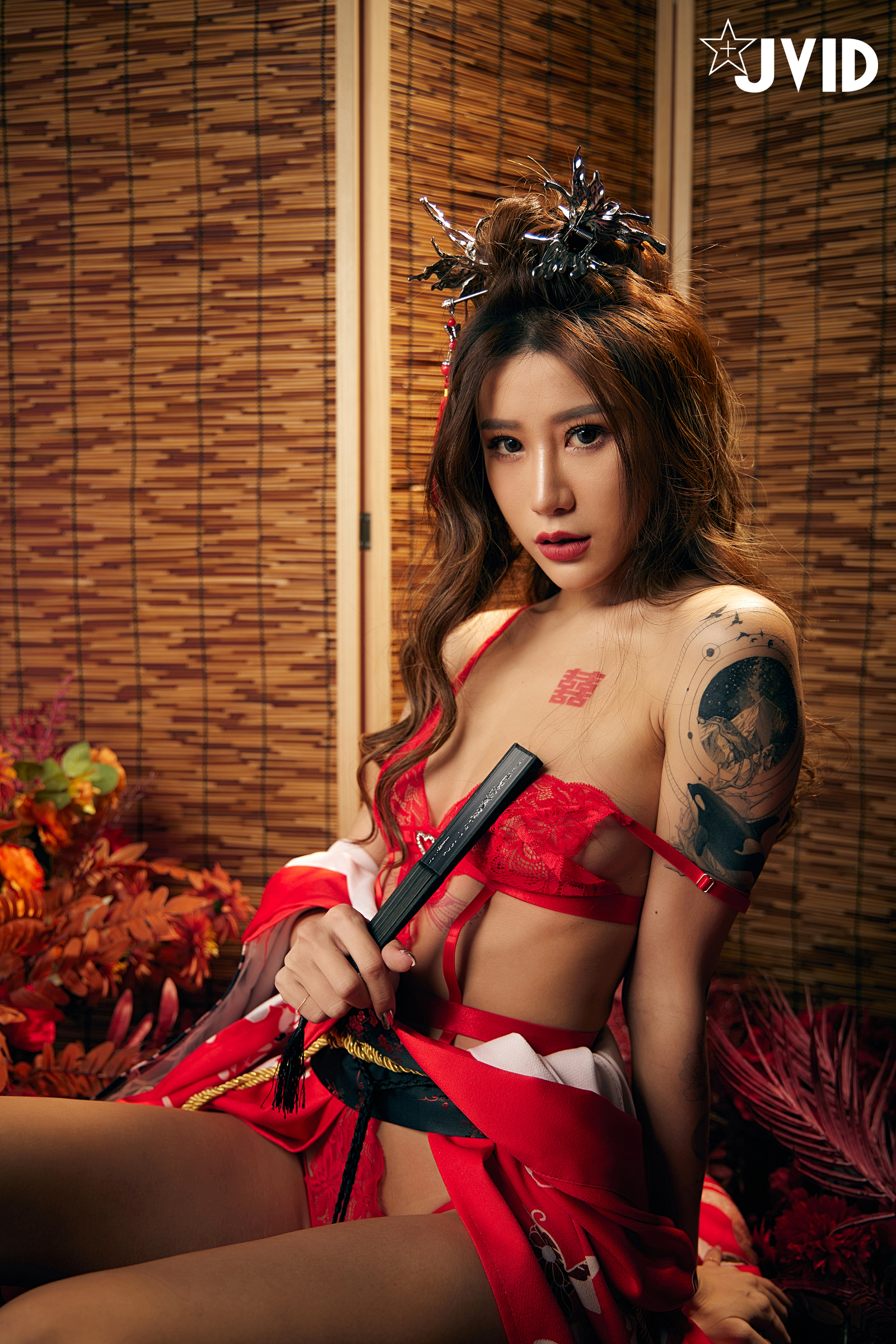 [JVID] Lara 雙囍 – 聖上寵幸首選～傾國傾城囍媚娘 婀娜多姿 酥胸外露