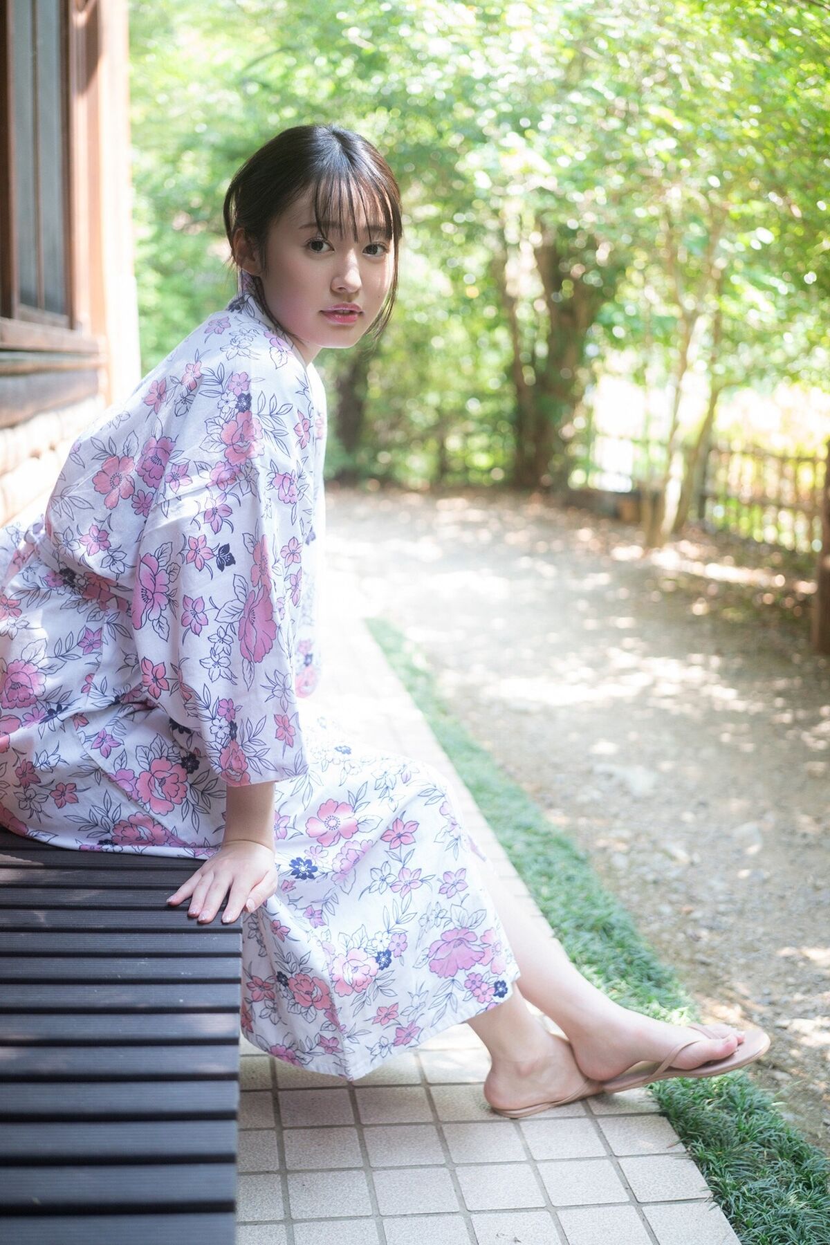 Miu Shirahama 白濱美兎 - FLASHデジタル写真集 何度でもここに来よう