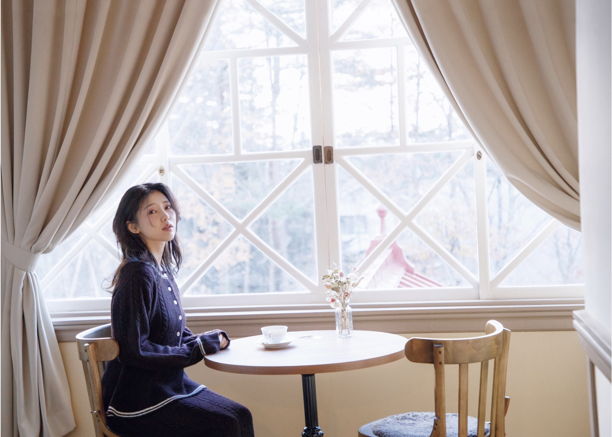[Photobook] 志崎樺音1st写真集 unplugged