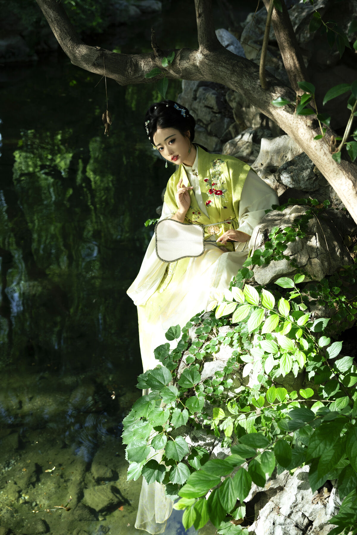 YiTuYu艺图语 Vol.10448 Yi Ming