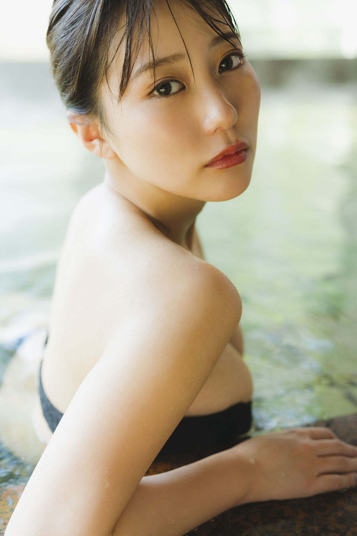 Miku Tanaka 田中美久 - ヤングガンガンデジタル限定写真集 銀世界