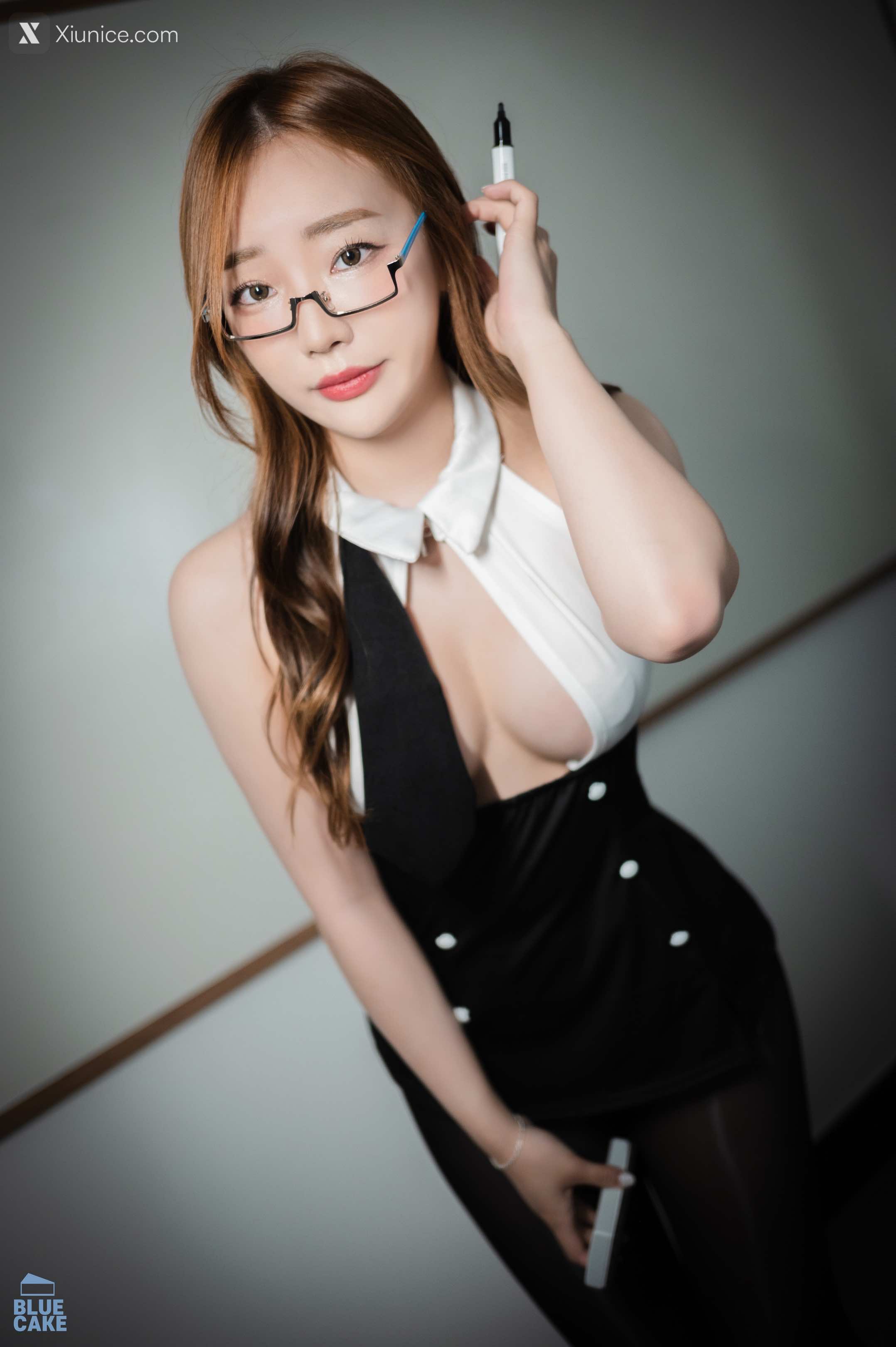 BLUECAKE NewBom – Black & Red (+RED.Ver) 4K