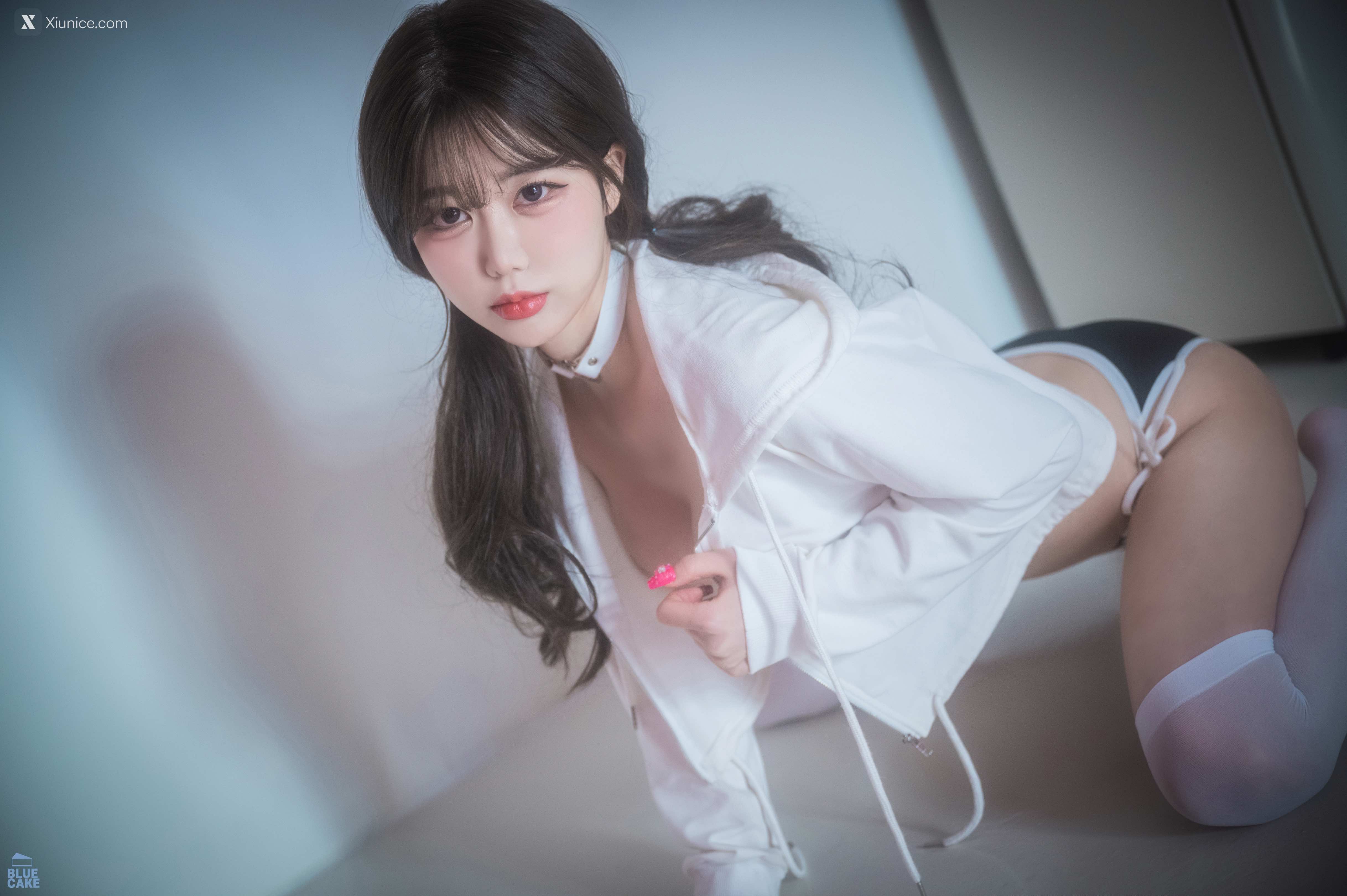 BLUECAKE Jung Eun – Dazzling No.1 4K