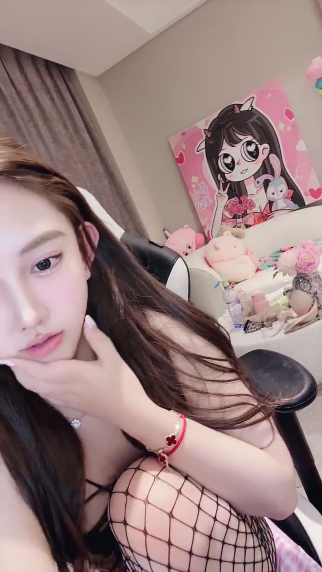 刘宇宁: 校花学妹下海 完美身材翘臀开穴 13 刘宇宁: 校花学妹下海 完美身材翘臀开穴