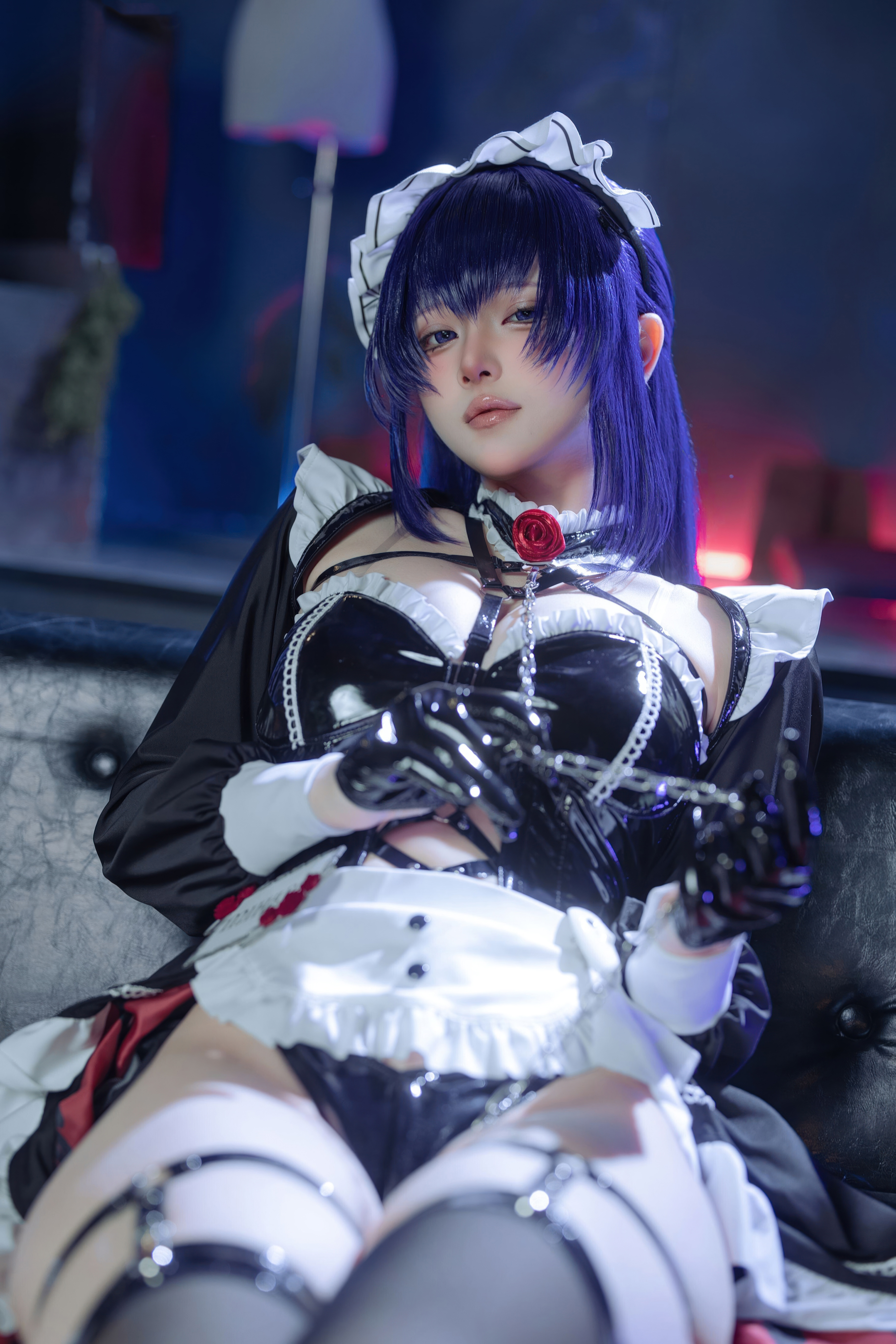 [Cosplay] 屿鱼 Nikke胜利女神 米哈拉·咖啡女仆