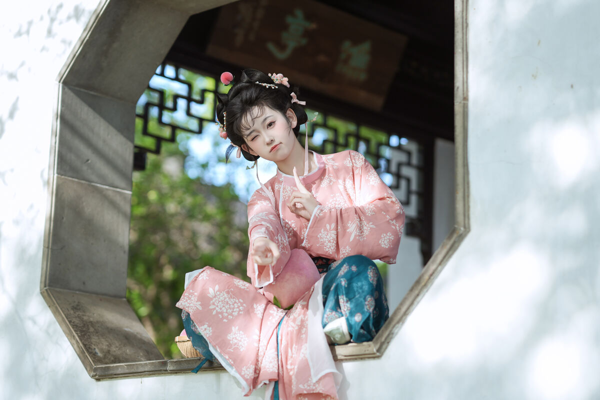 YiTuYu艺图语 Vol.10251 Tian Xin Ya Ya