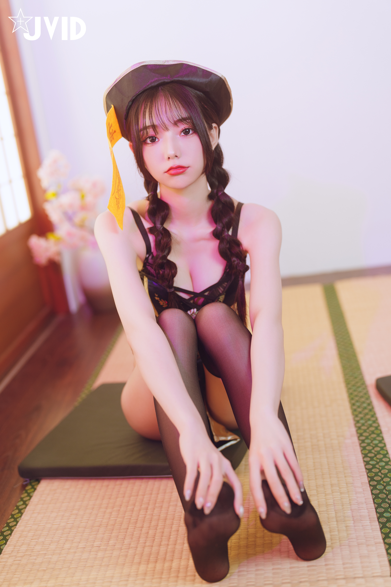 [JVID] 啾啾 – ゾンビ殭屍版女友注射愛の能量變成人類!!!