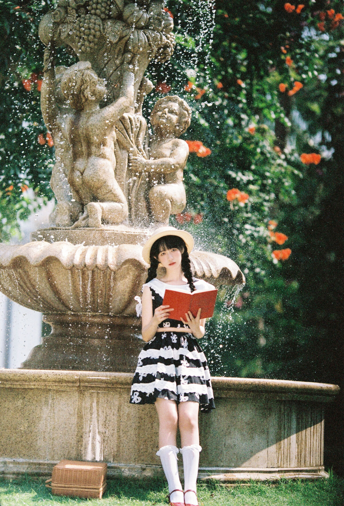 YiTuYu艺图语 Vol.10363 Kua Lie Su Su
