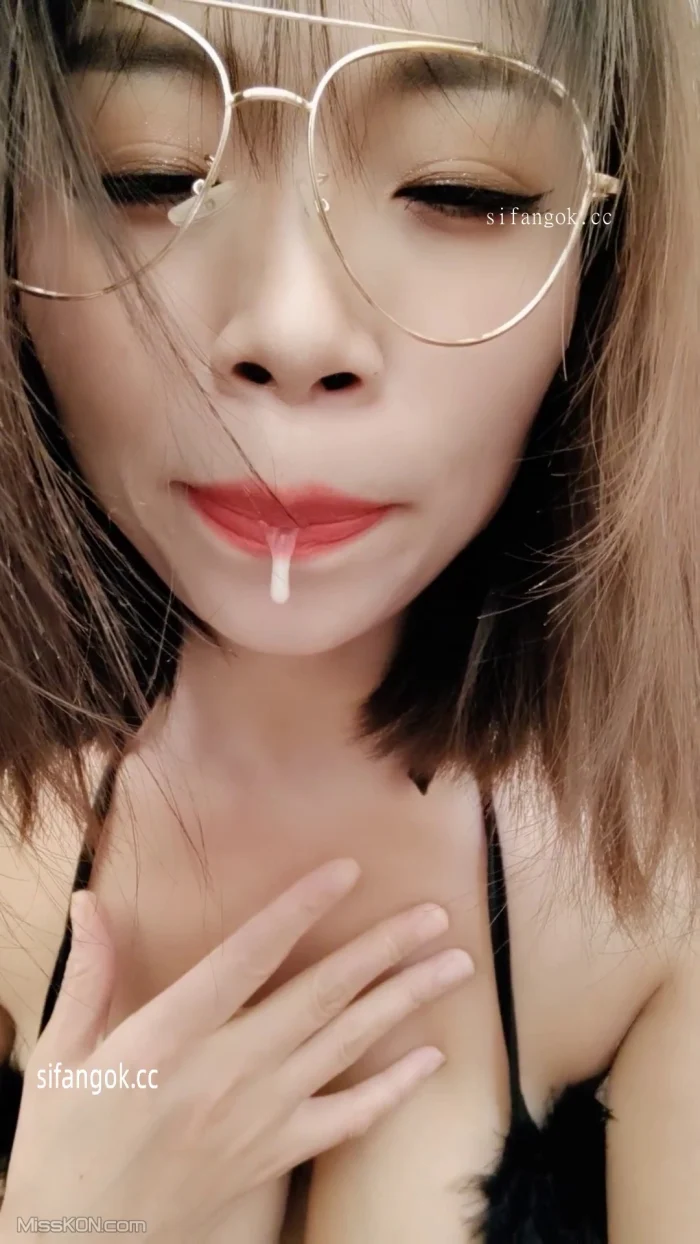 晓晓： 抖音极品大奶御姐 高跟黑丝