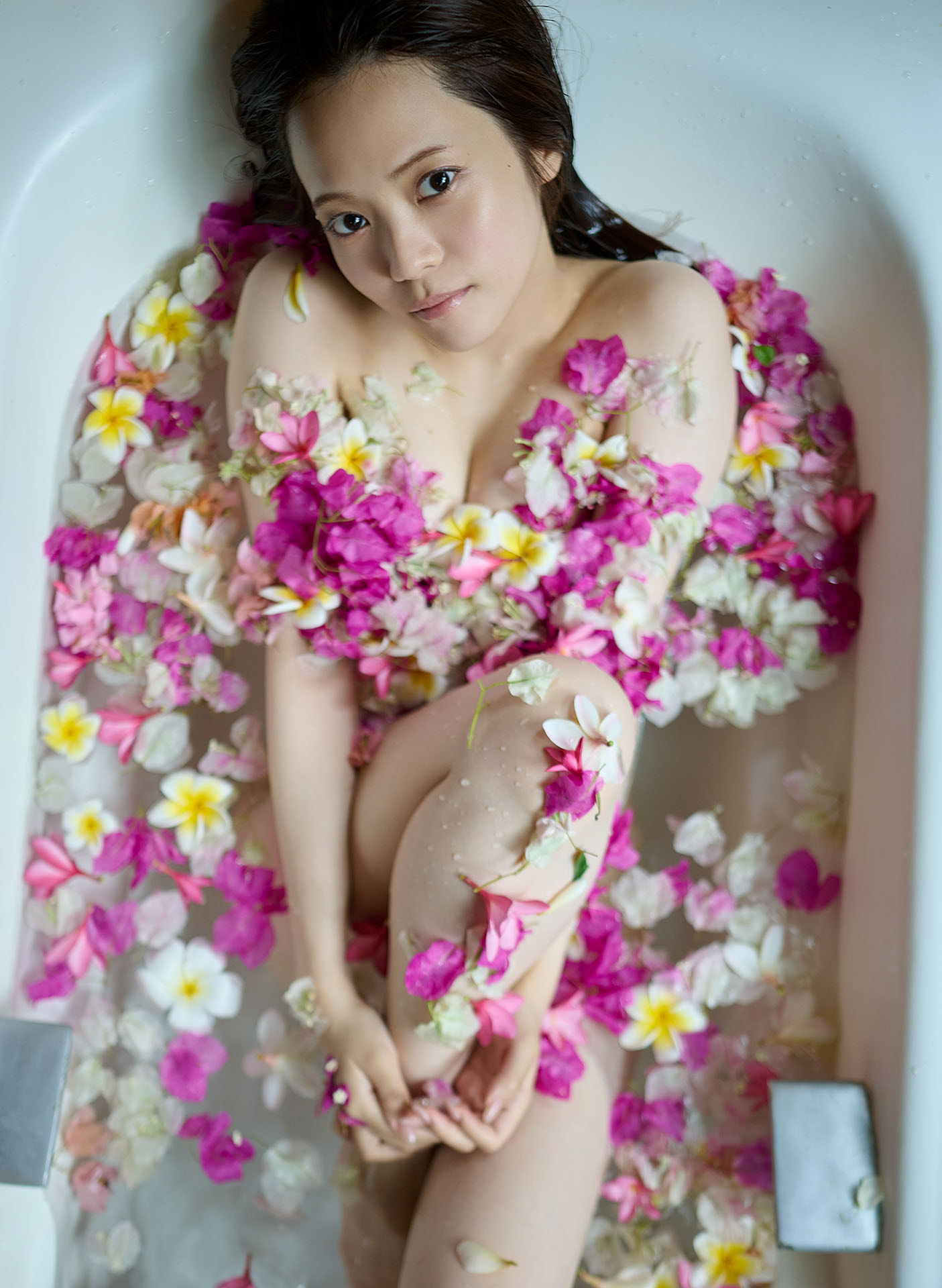 [Photobook] 宮田愛萌 Lilas【電子限定セレクト版】