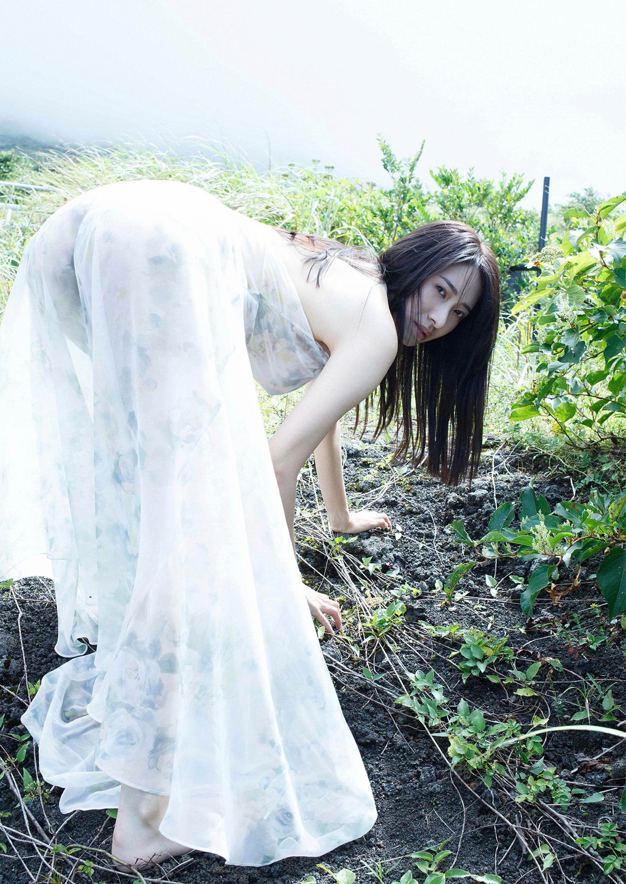 [Photobook] 染谷有香デジタル写真集「赤いアルバム 激情の島」