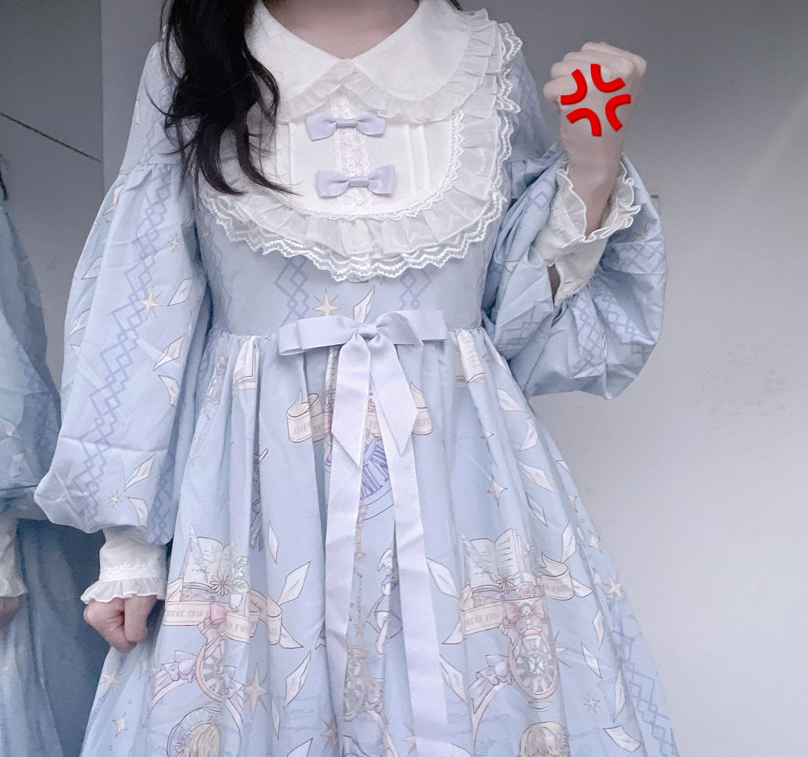小坦克型女大学： 户外露出 漂亮学生妹私下极度反差 性瘾小母狗