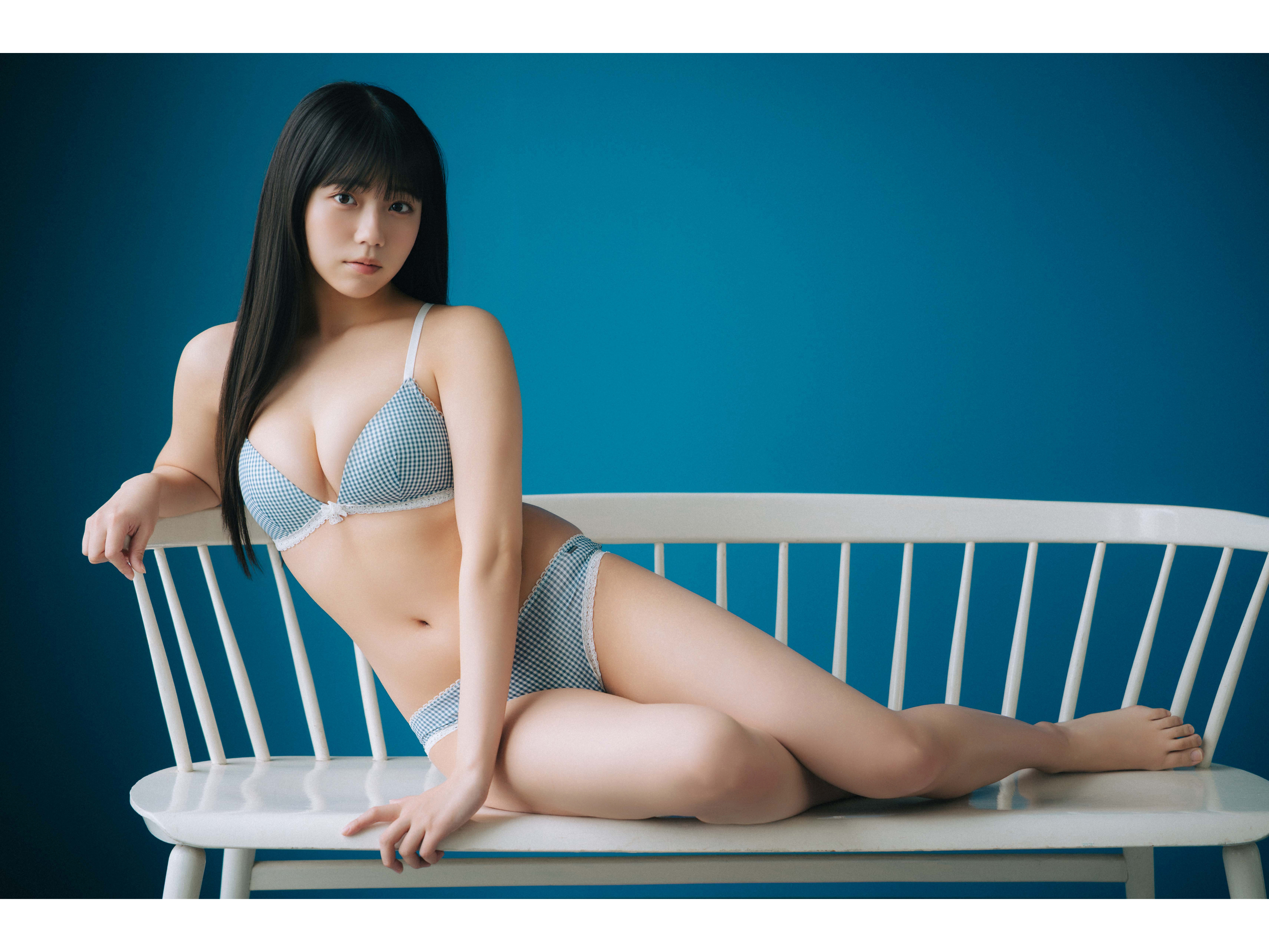 [Photobook] STU48 工藤理子「LOOK ME！！」【ヤングチャンピオンデジグラ】