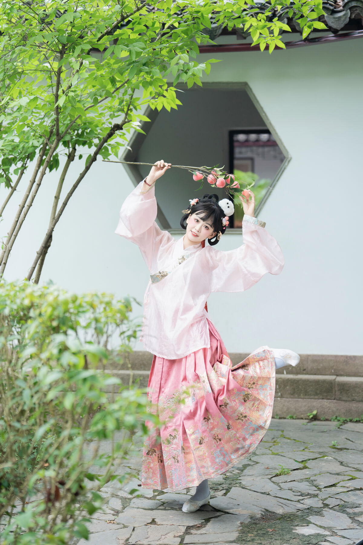 YiTuYu艺图语 Vol.10476 Jiao Yi Zhi Sui Sui