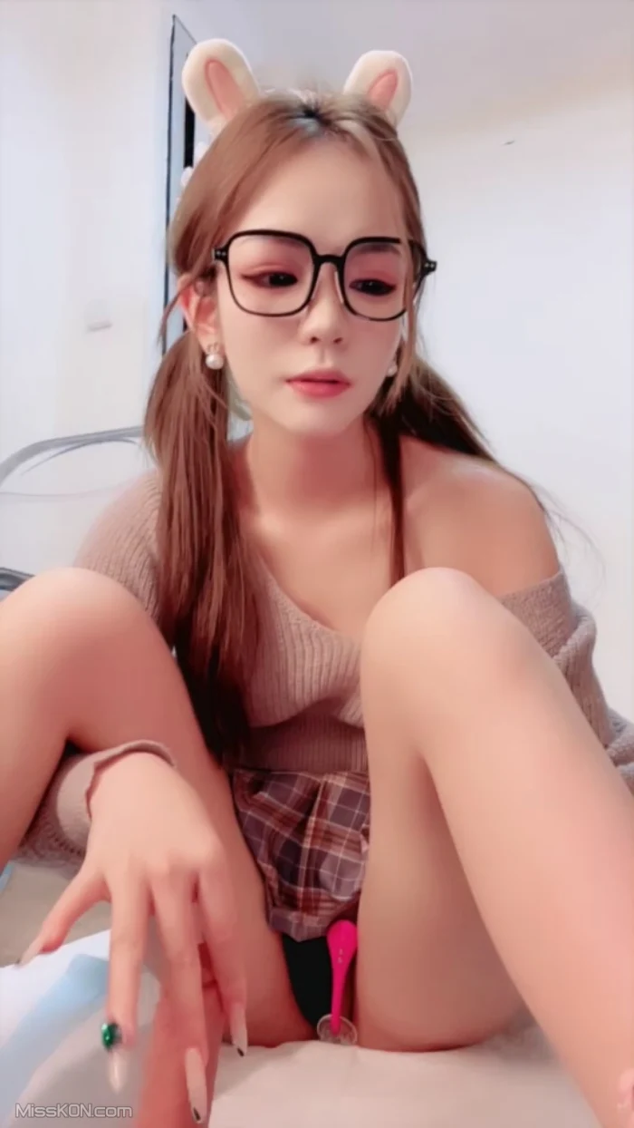 顾只只(苏晴)： 甜御完美结合的喷水姬女神视频合集 #05