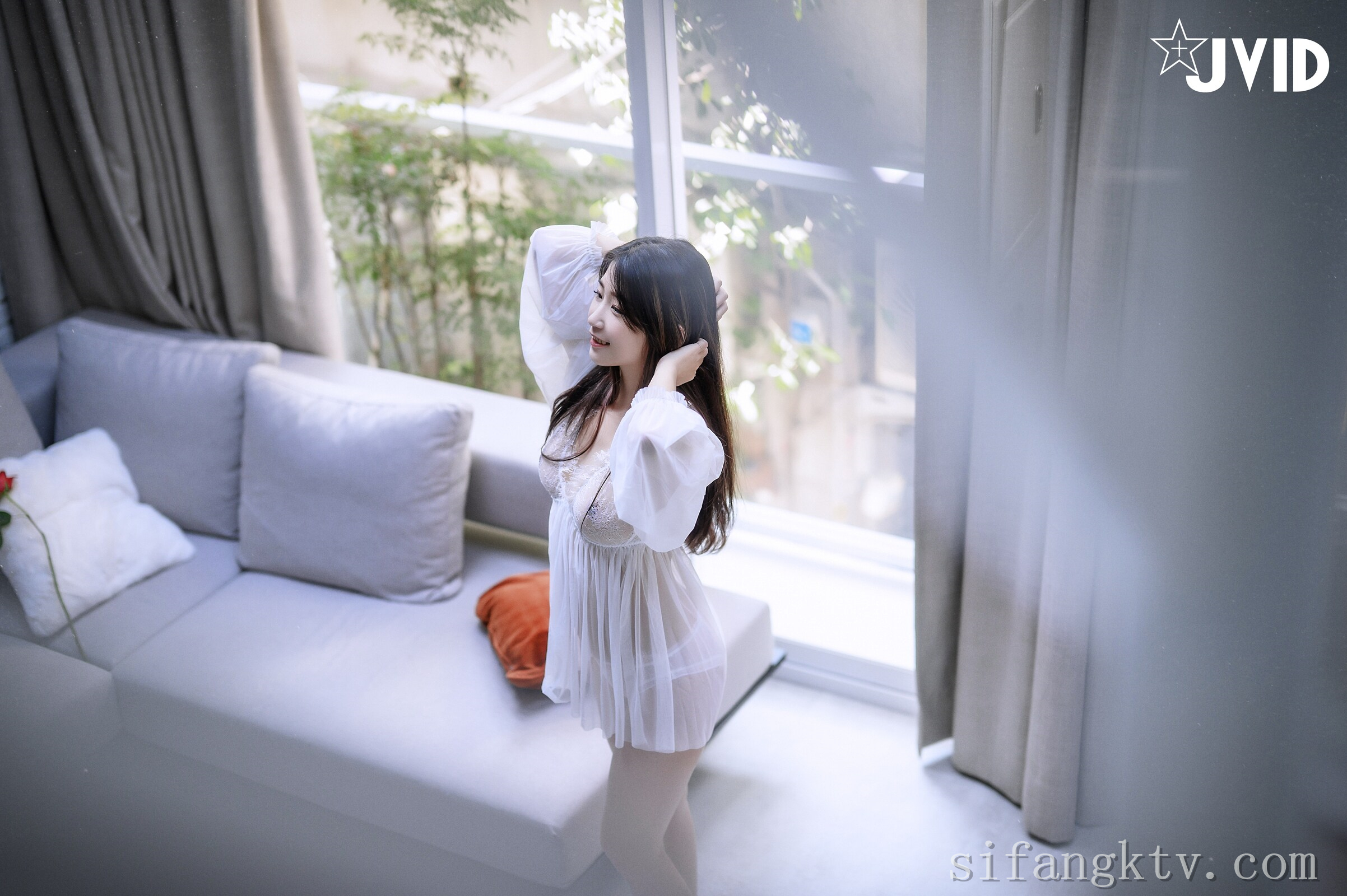 [JVID] 肉包Mini – 用玫瑰成功征服可爱肉包的肉体-热爱