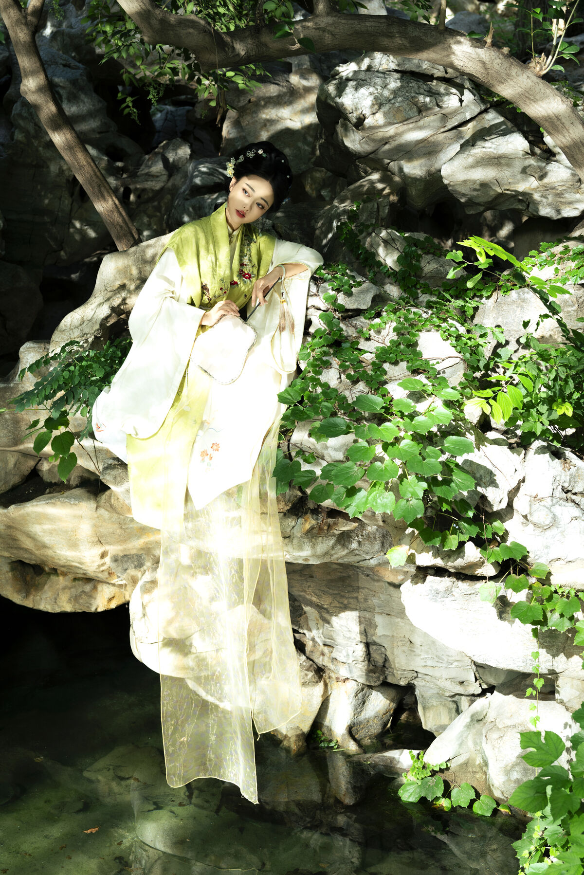 YiTuYu艺图语 Vol.10448 Yi Ming