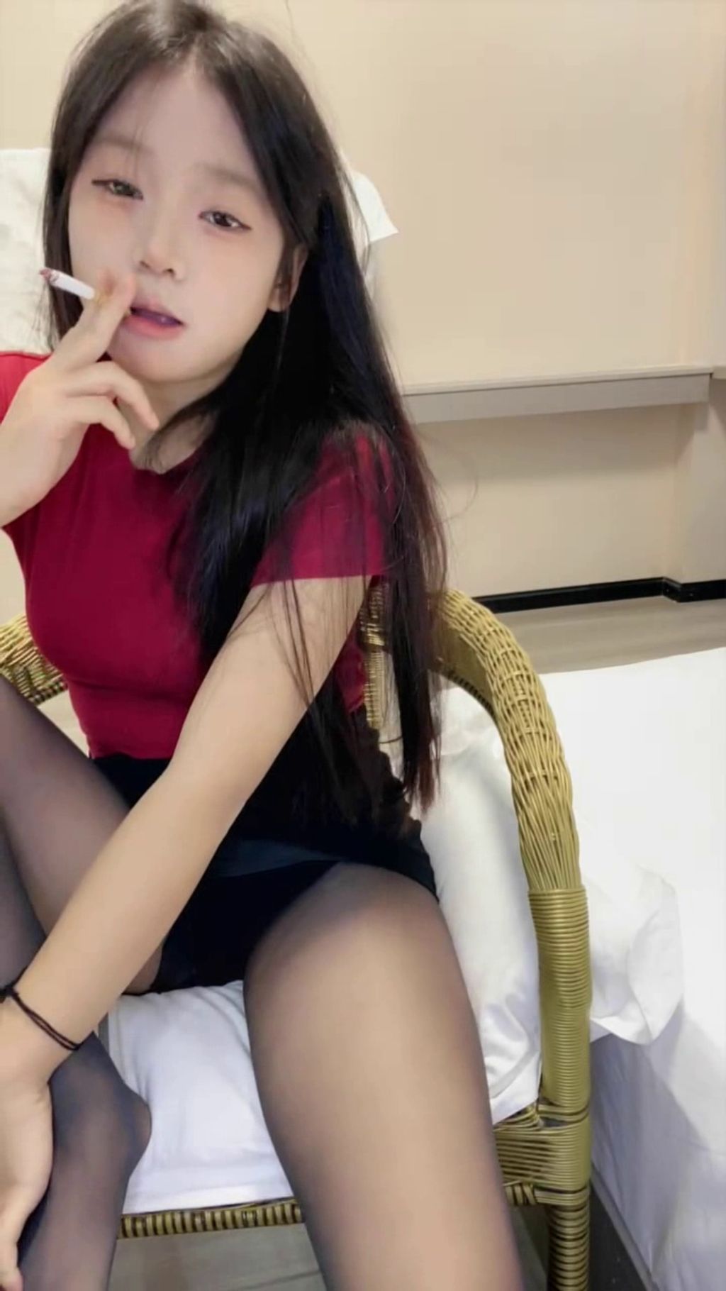 可可西西: 纯欲系少女 12.2-12.5收费大秀 16 可可西西: 纯欲系少女 12.2-12.5收费大秀