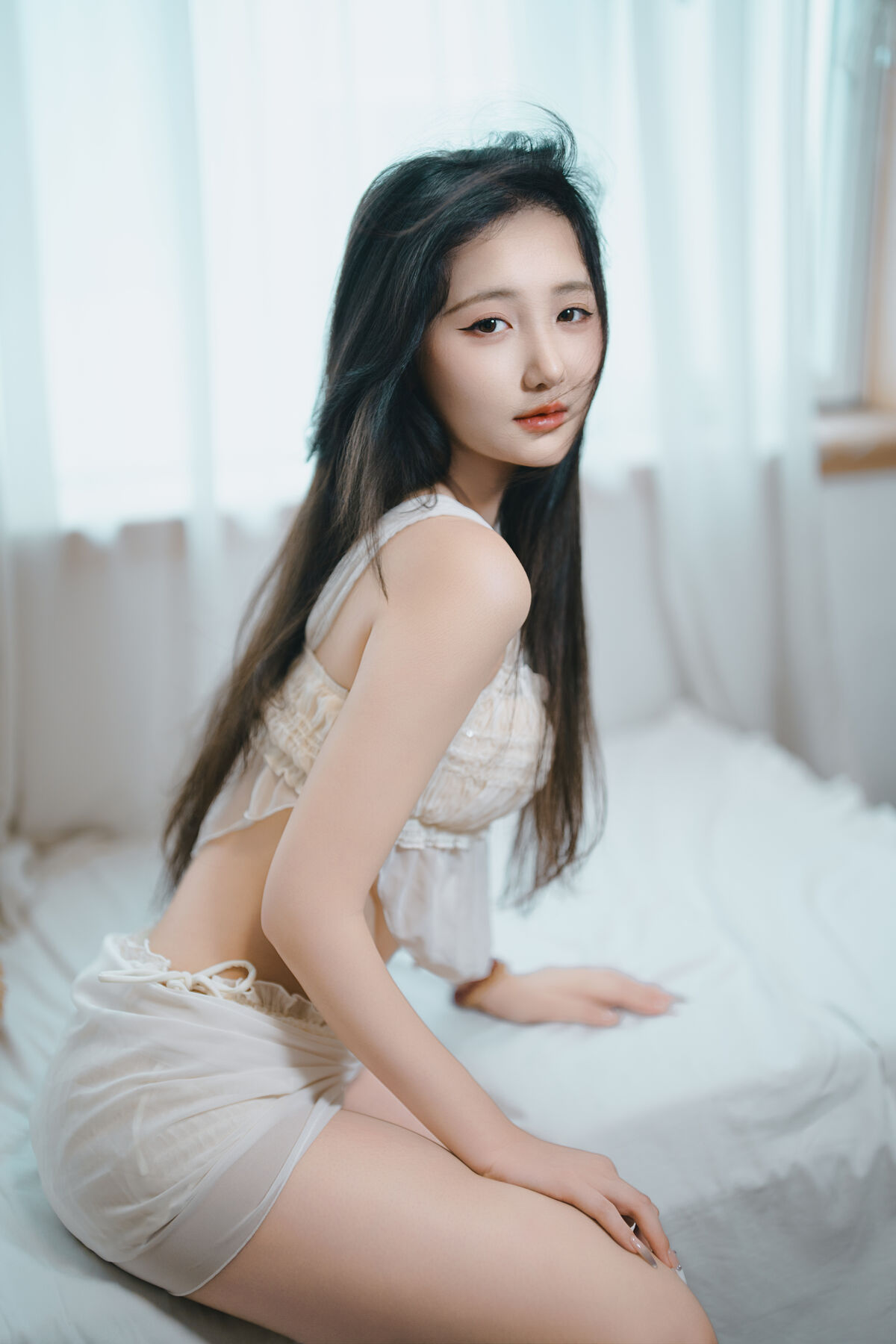 YiTuYu艺图语 Vol.10516 oyee