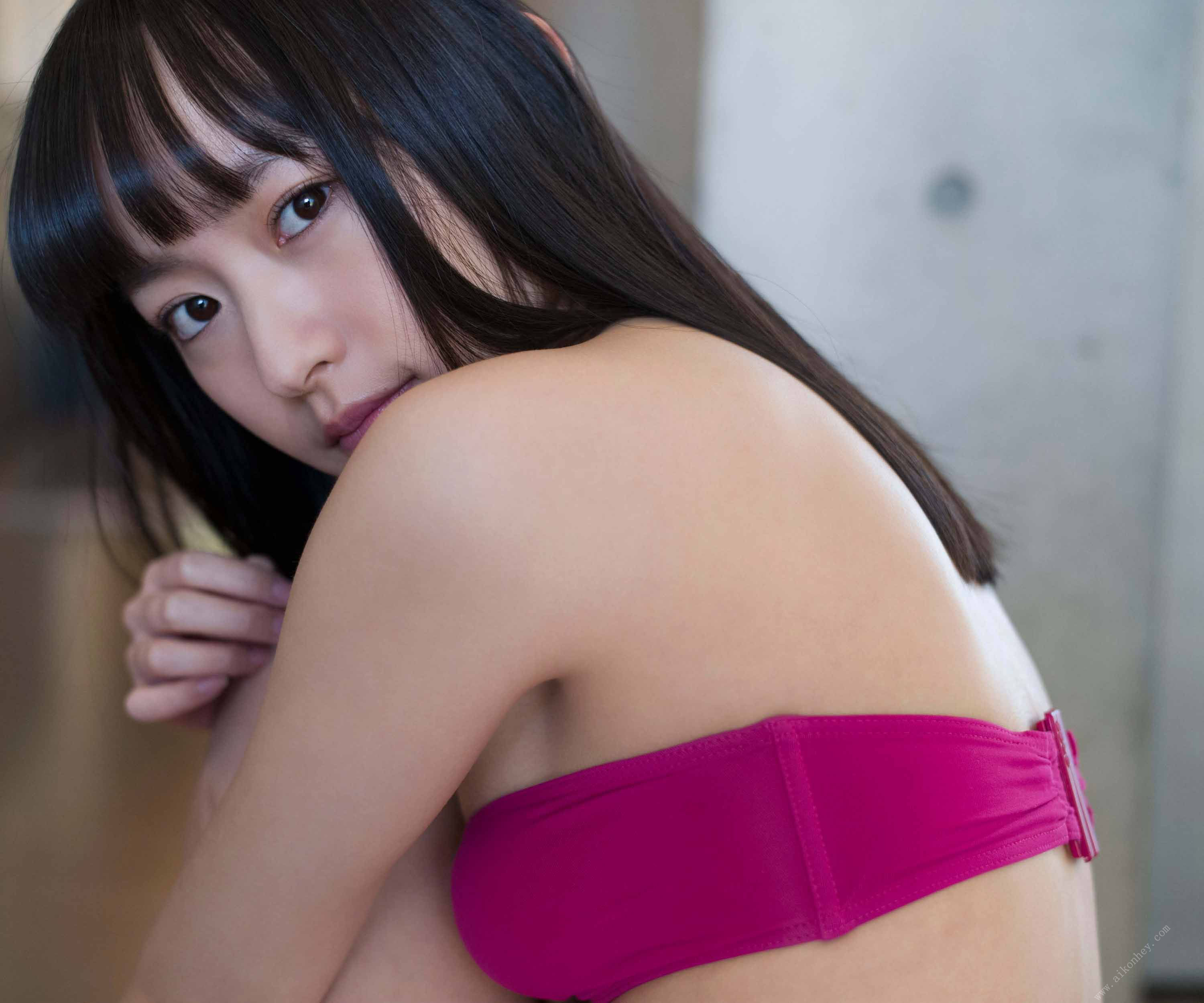 [Weekly Photobook] Kanami Takasaki 高崎かなみ写真集「月刊 高崎かなみ 二巻」 週プレ PHOTO BOOK
