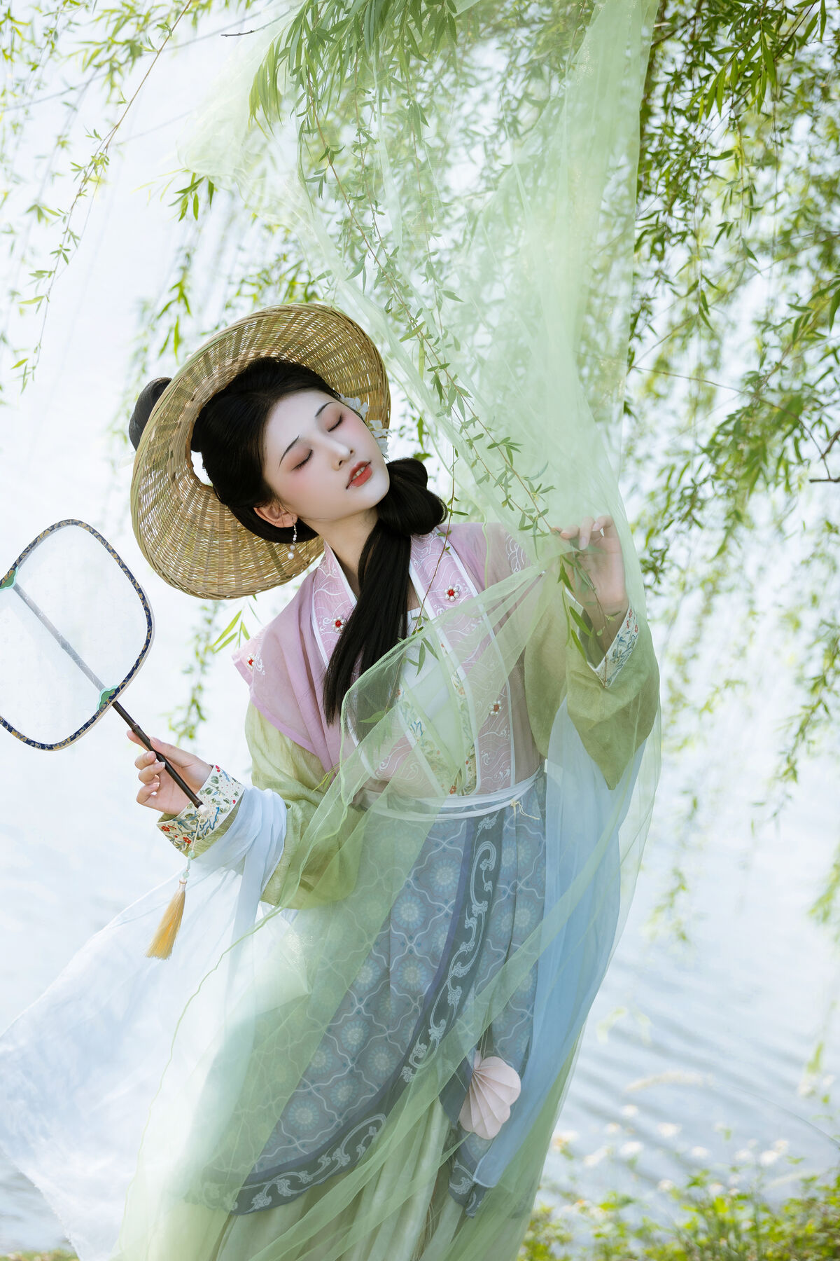 YiTuYu艺图语 Vol.10290 Xiao Y Jin Tian Ye Hen Kai Xin