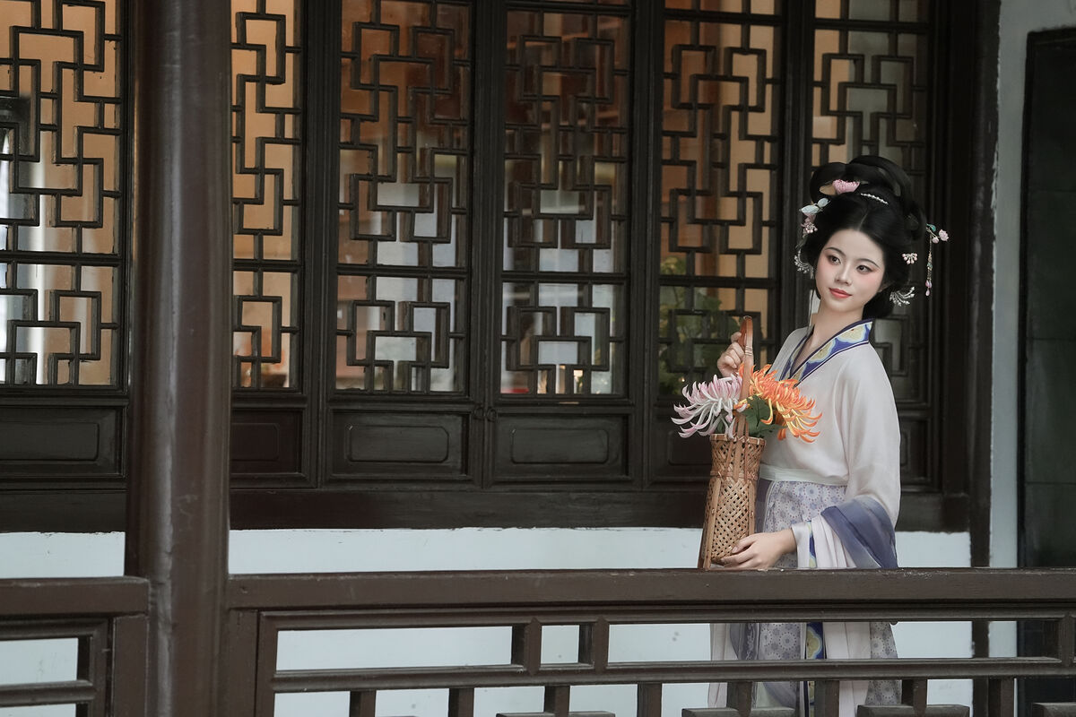 YiTuYu艺图语 Vol.10526 Qi Qi