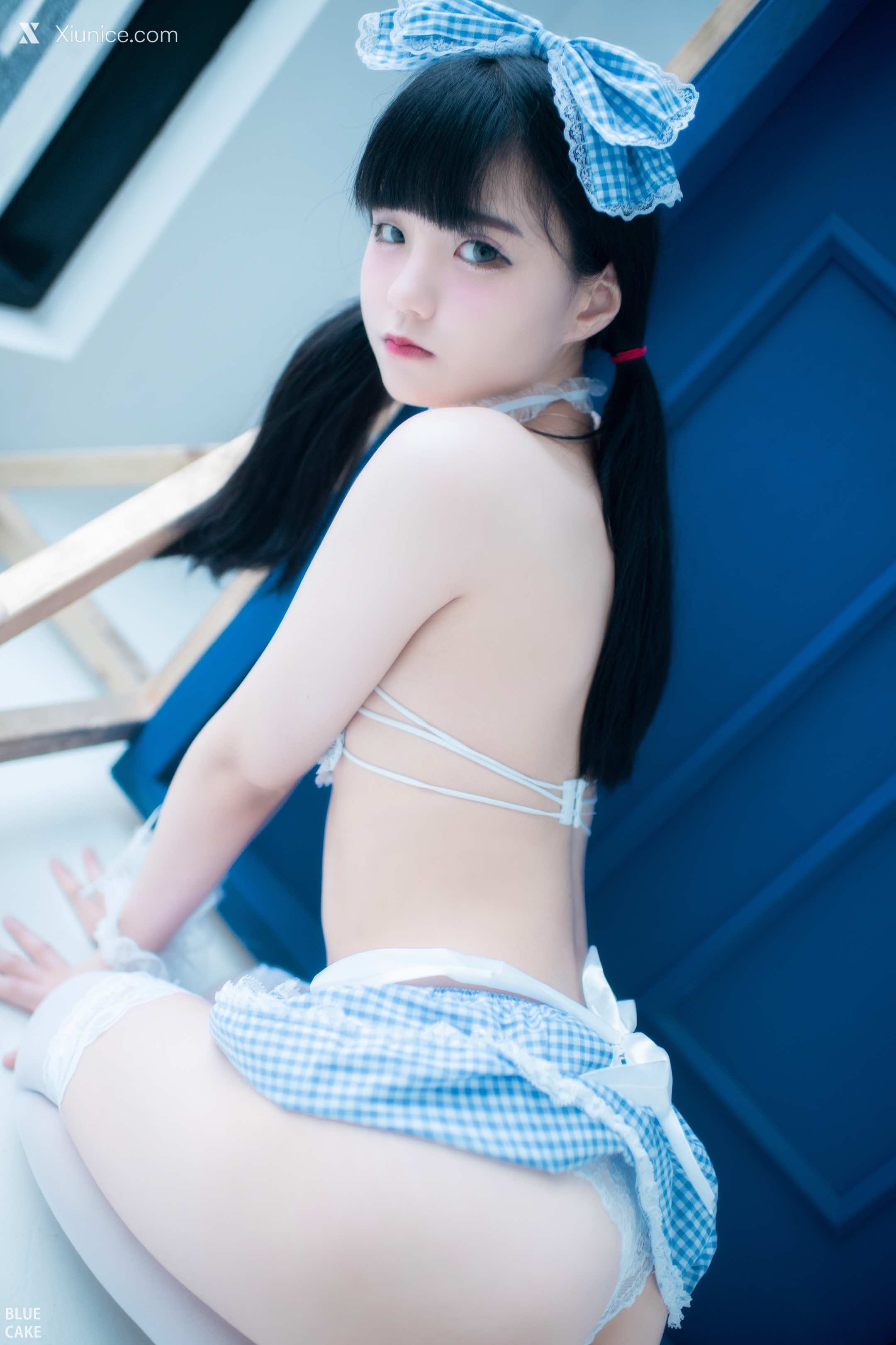 BLUECAKE Jeong Jenny (정제니) – WHITE 4K