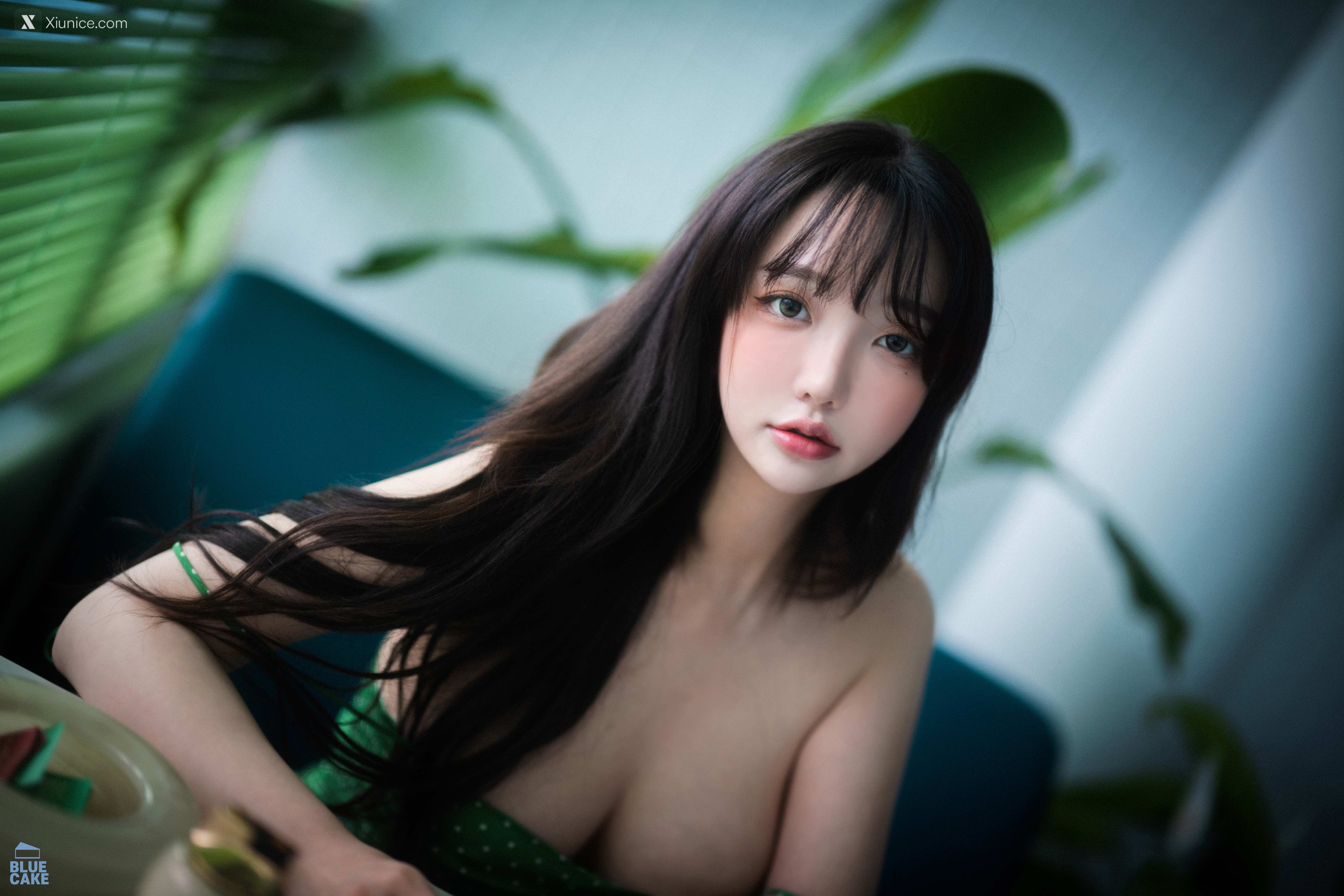 BLUECAKE Son Ye-Eun (손예은) – Nothing RED 4K