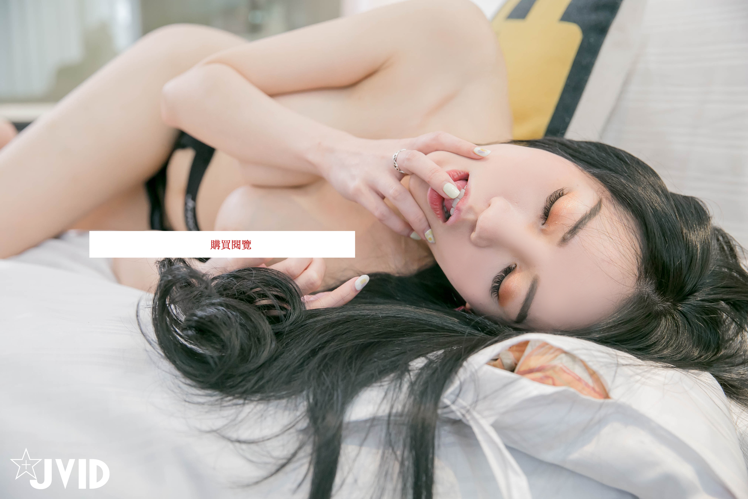 [JVID] 媛媛 – 【最強腦殺】G-cup 媛媛 迷人巨乳賽車女郎 尺度大開挑逗你上床！