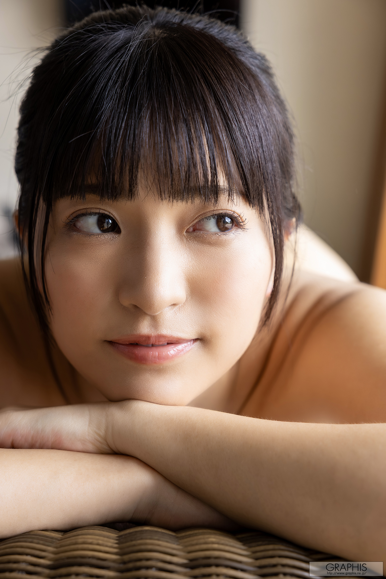 [Graphis] Gals – Akari Neo 根尾あかり GLEAM vol.3