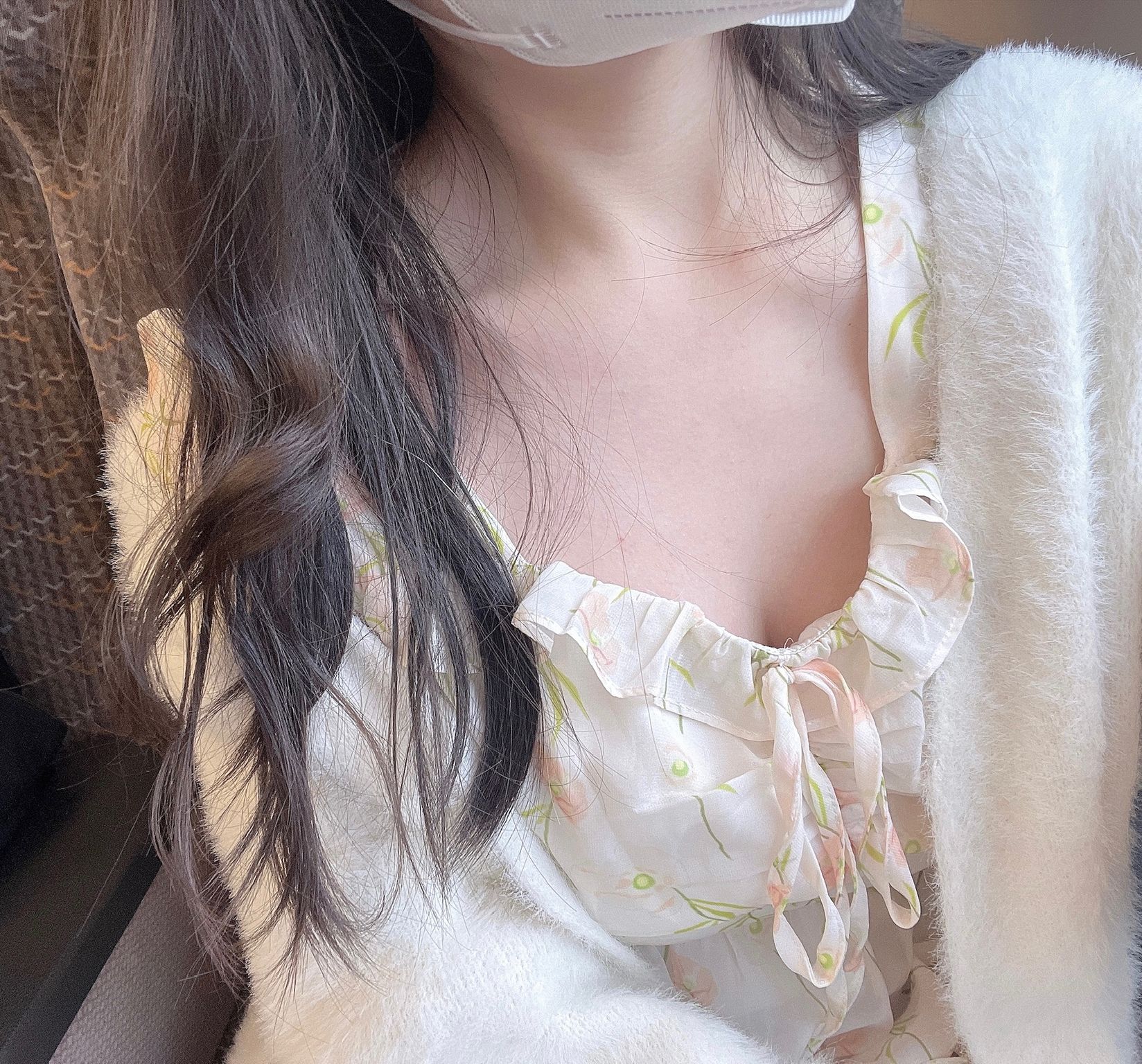 小坦克型女大学： 户外露出 漂亮学生妹私下极度反差 性瘾小母狗