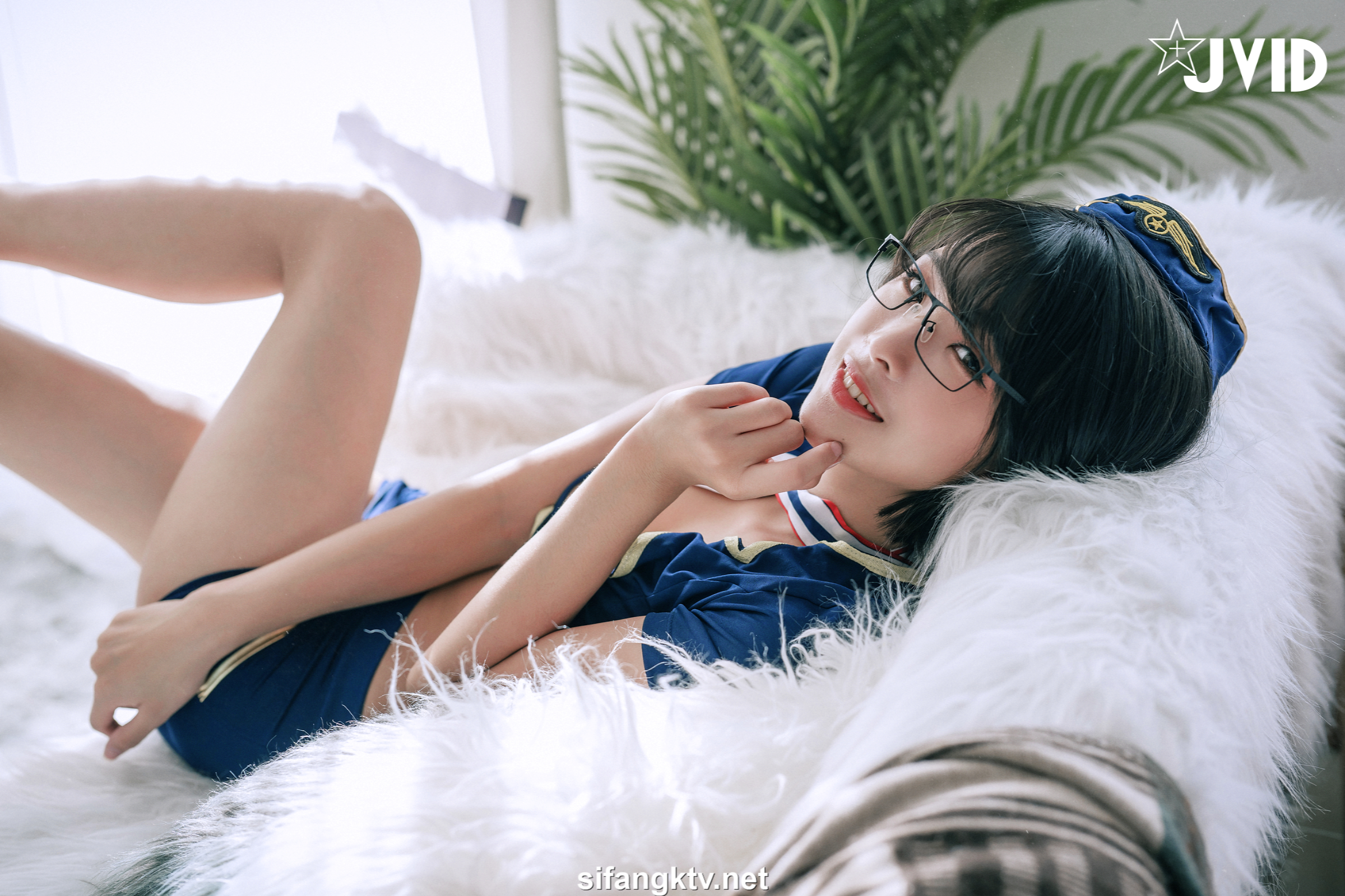 [JVID] 露露咪 – 淫蕩美艷空姐的教育「性」