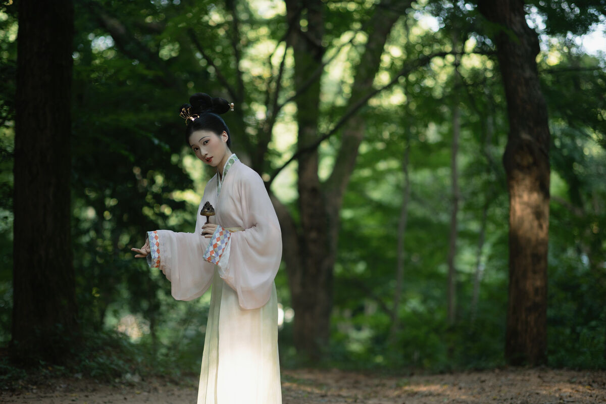 YiTuYu艺图语 Vol.10483 Qi E Rong Rong