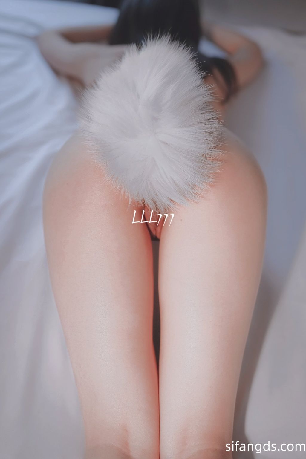 [OtherXXX] LazyLLL777(阿七)： 网红摄影师 全尺度唯美私拍