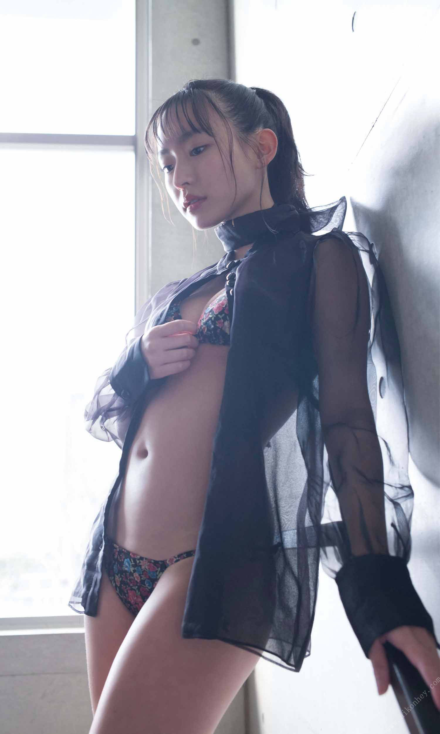 [Weekly Photobook] Kanami Takasaki 高崎かなみ写真集「月刊 高崎かなみ 二巻」 週プレ PHOTO BOOK