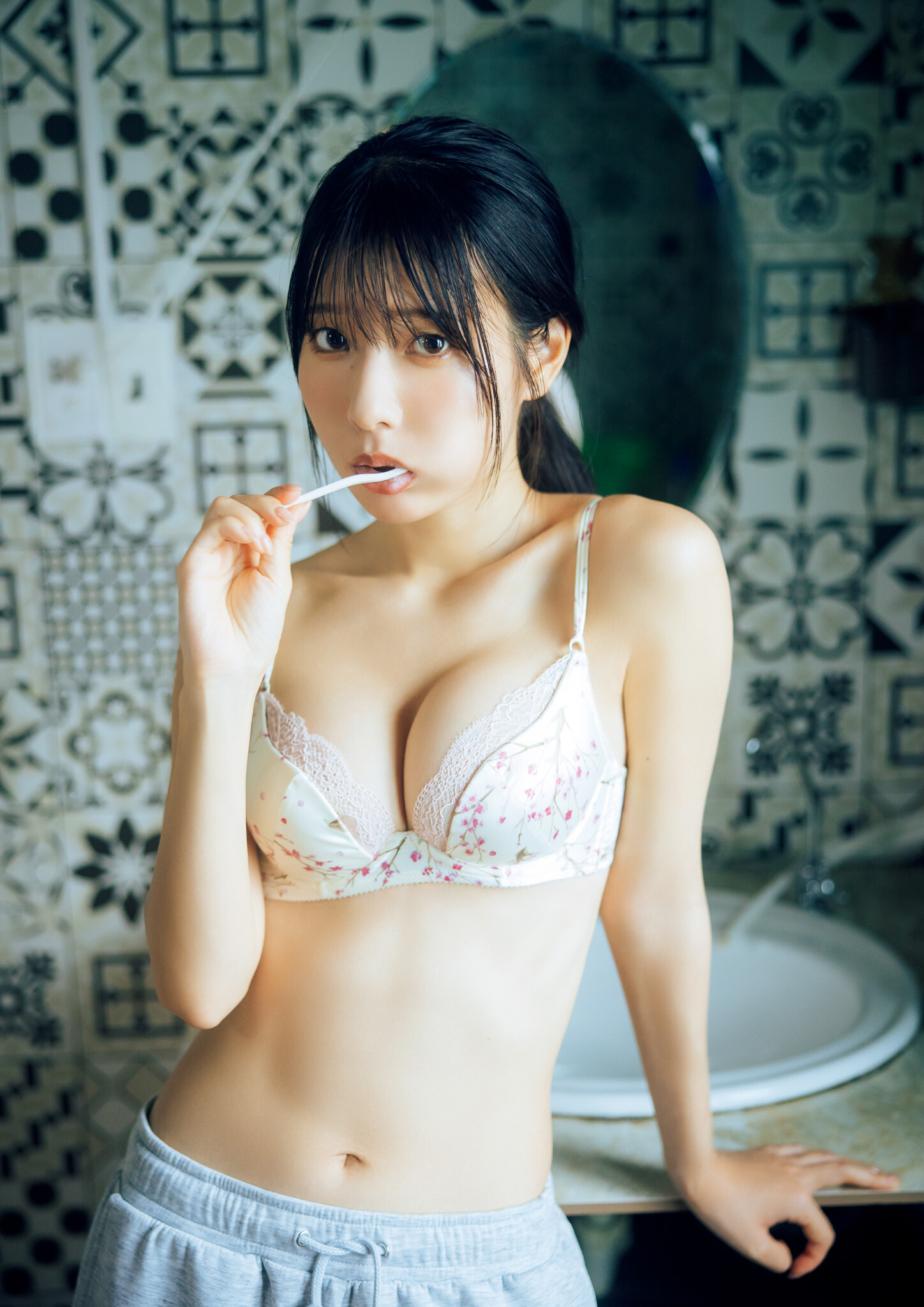 [Photobook] 2026.03.25 奥ゆい 1st写真集 ゆいゆい