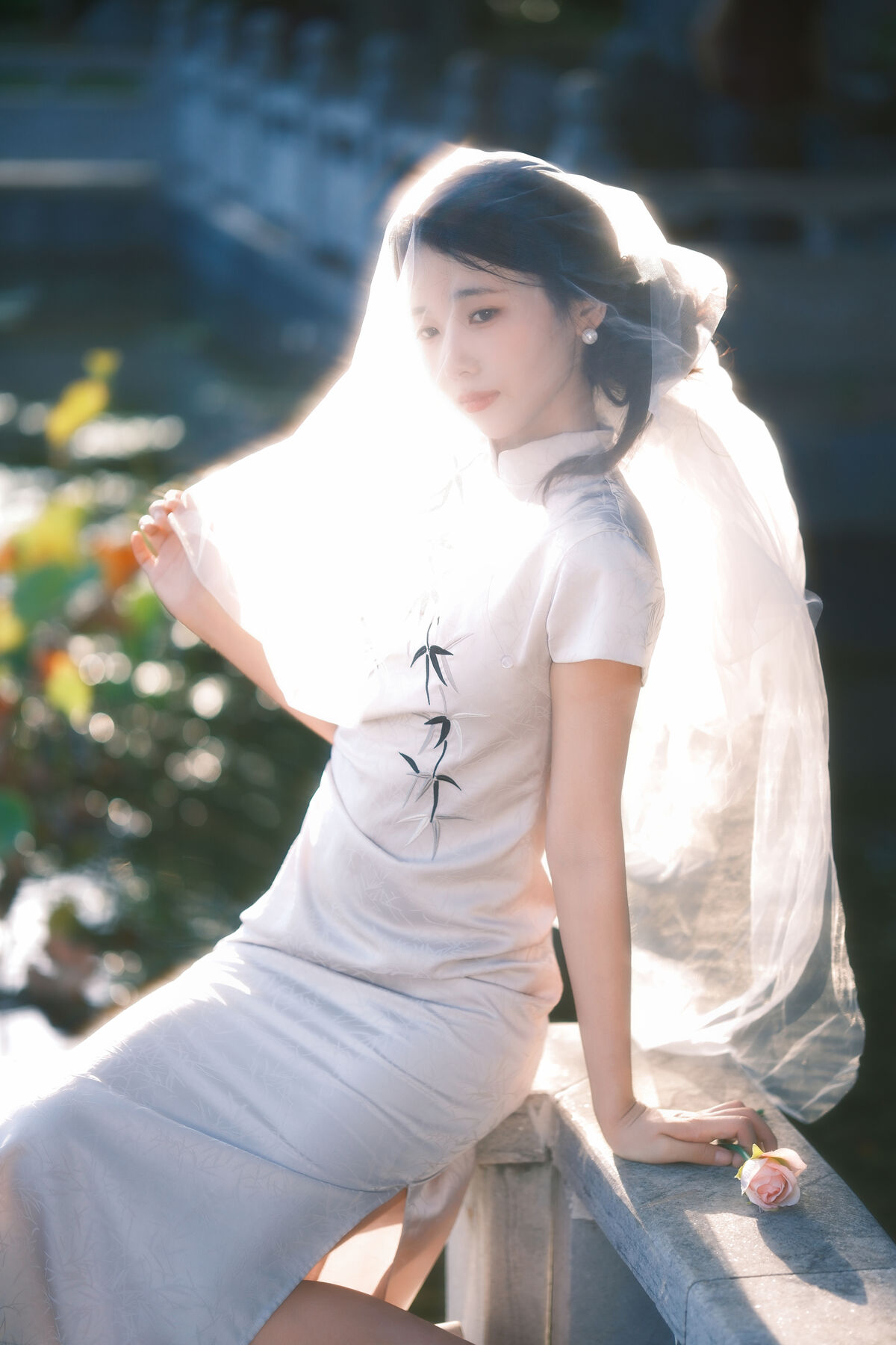 YiTuYu艺图语 Vol.10336 Fei Teng De Mi Zhou