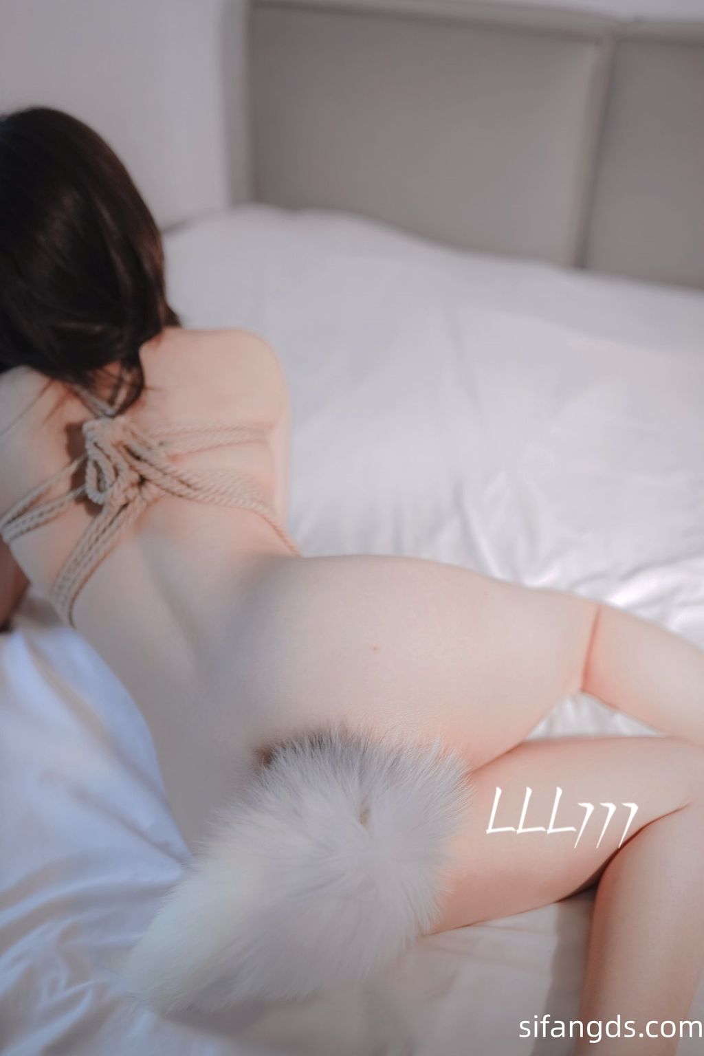 [OtherXXX] LazyLLL777(阿七)： 网红摄影师 全尺度唯美私拍