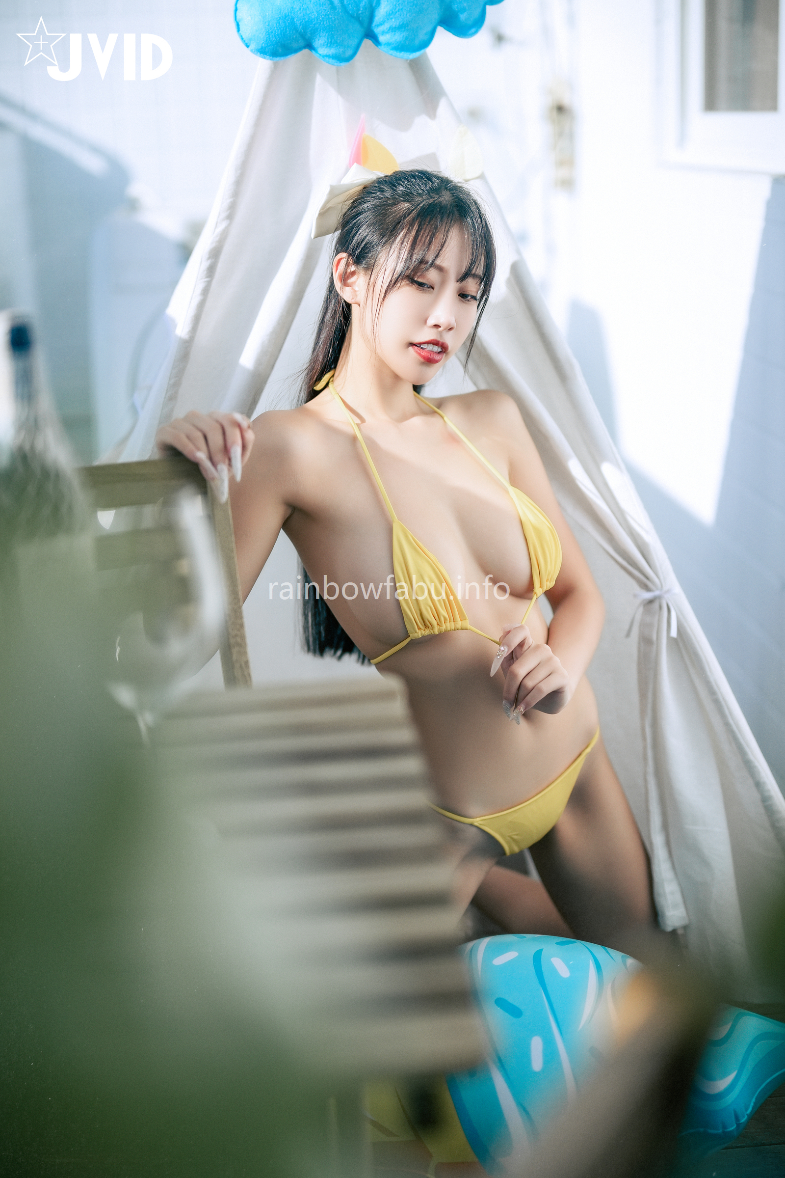 [JVID] WenHsin 玟妡 – 濕身陽台戲水夏日多巴胺😳超小片比基尼🔥羊入虎口不吃對不起自己😈