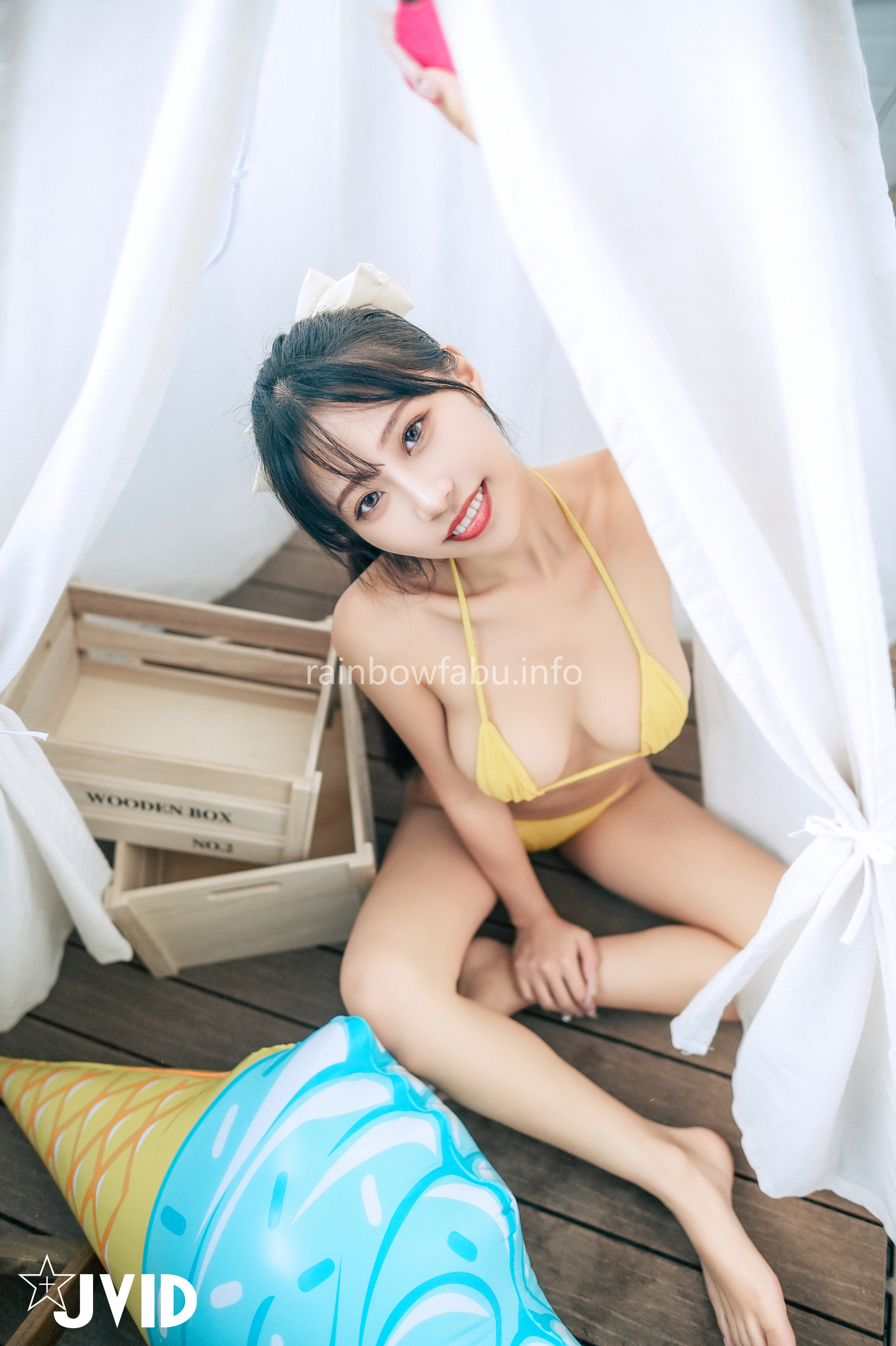 [JVID] WenHsin 玟妡 – 濕身陽台戲水夏日多巴胺😳超小片比基尼🔥羊入虎口不吃對不起自己😈