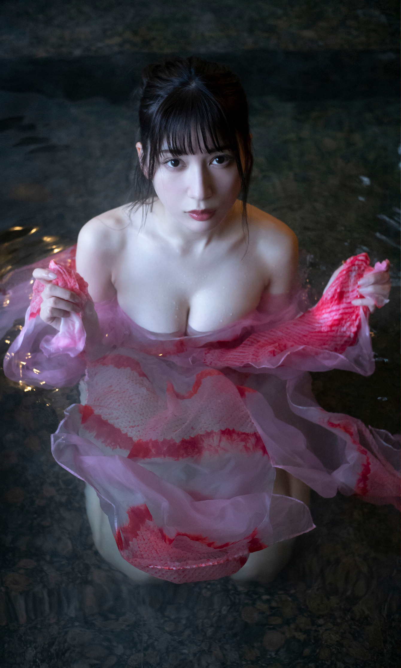 [Photobook] 雪平莉左『週プレ プラス！』アザーカット集「冬に泳ぐ。～prologue～」 週プレ PHOTO BOOK