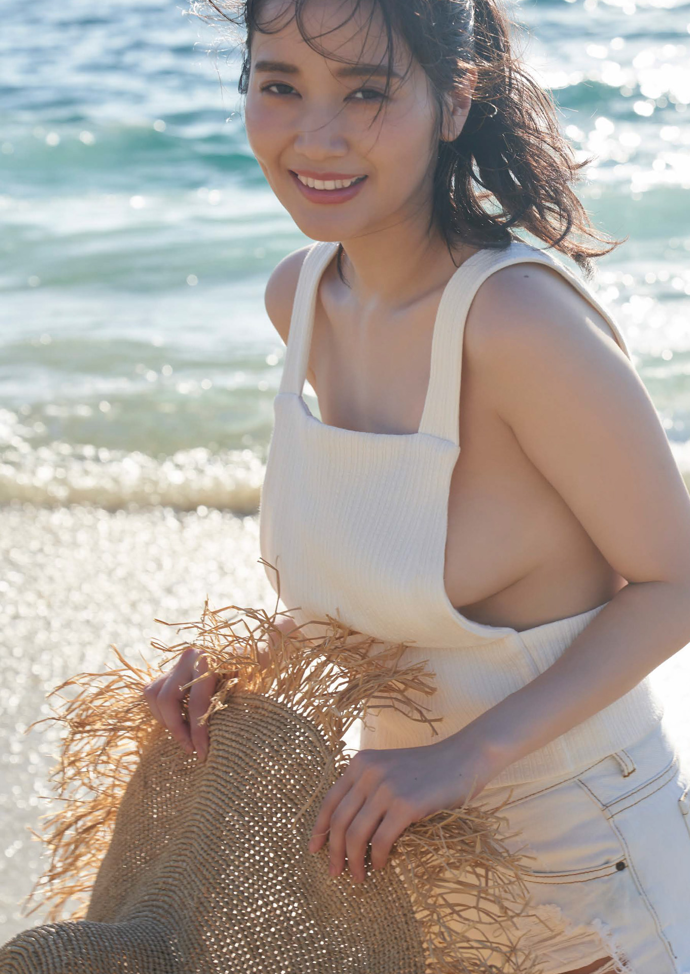 [Photobook] ワニブックス デジタル写真集 出口亜梨沙「fantastic」
