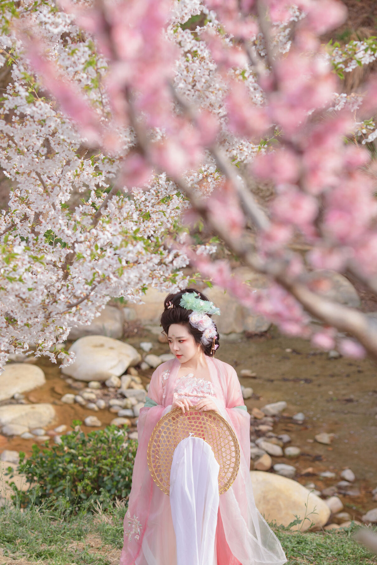 YiTuYu艺图语 Vol.10612 Liu Liu 19 YiTuYu艺图语 Vol.10612 Liu Liu